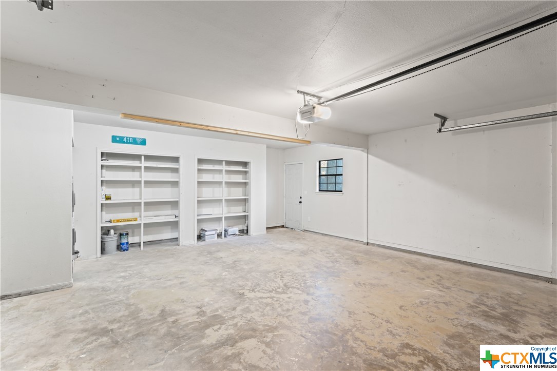 713 E 12th Street