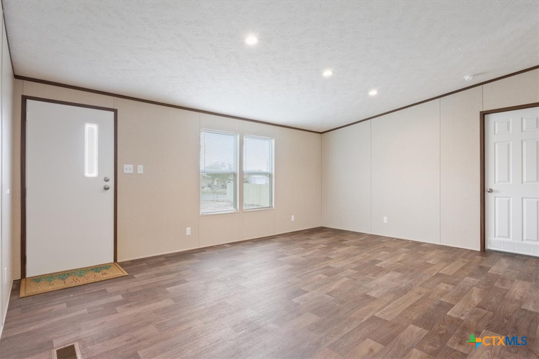 6115 Stallion Road