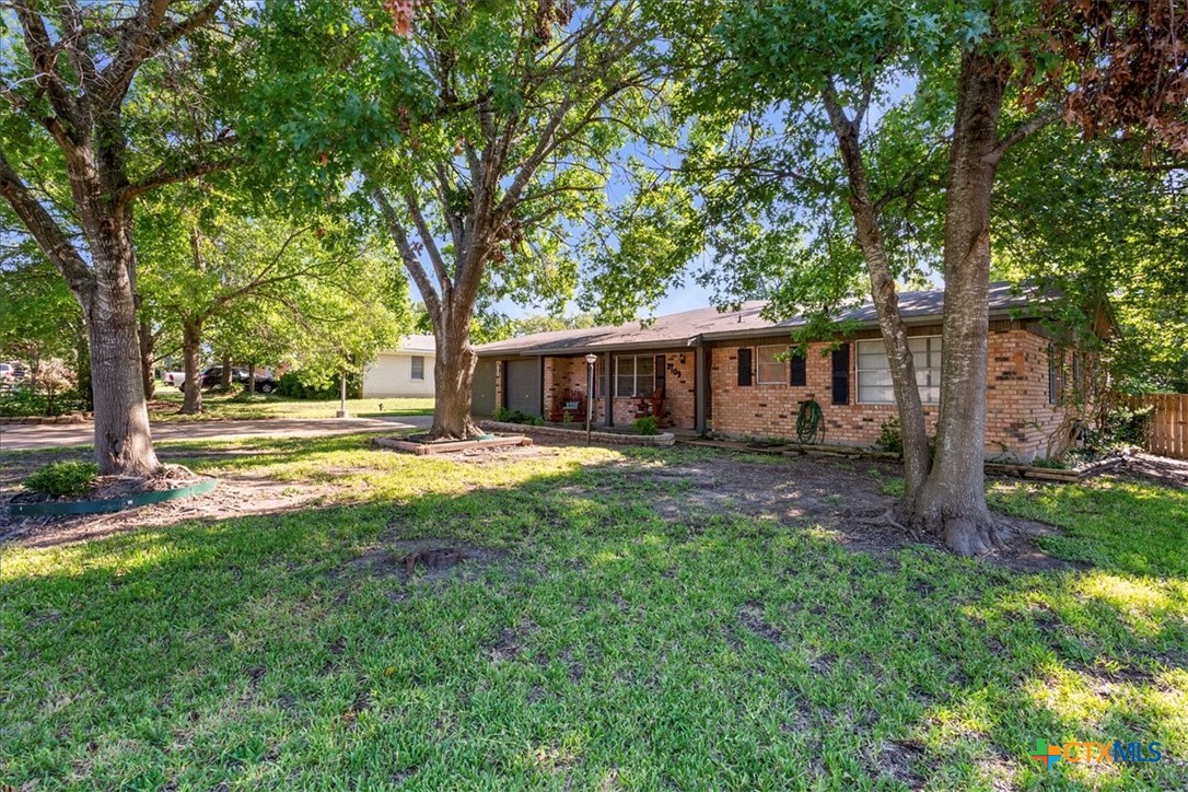 3109 Las Moras Drive