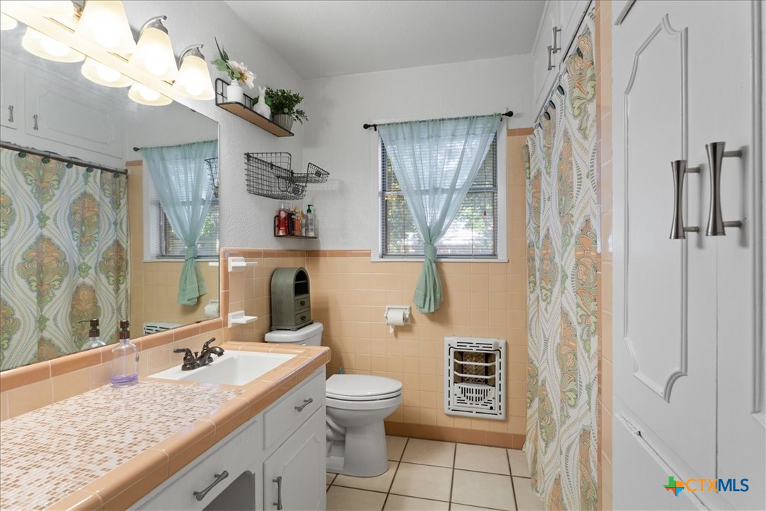 3109 Las Moras Drive