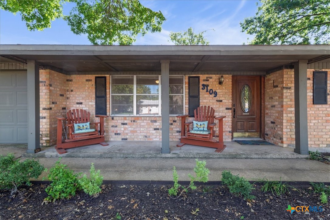 3109 Las Moras Drive