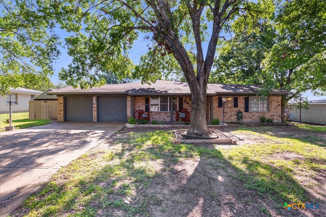 3109 Las Moras Drive