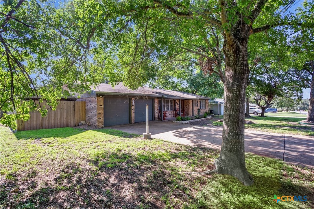 3109 Las Moras Drive