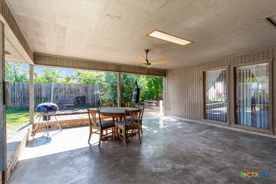 3109 Las Moras Drive