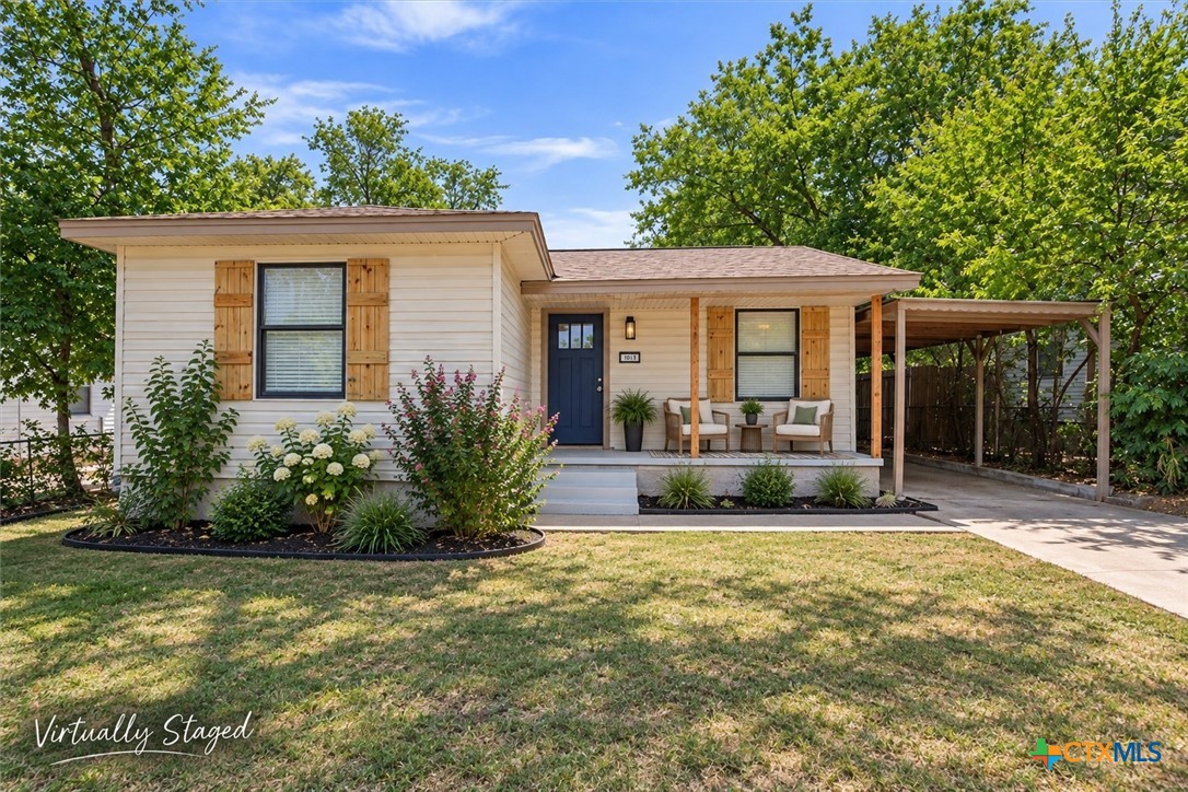 204 E Fowler Avenue