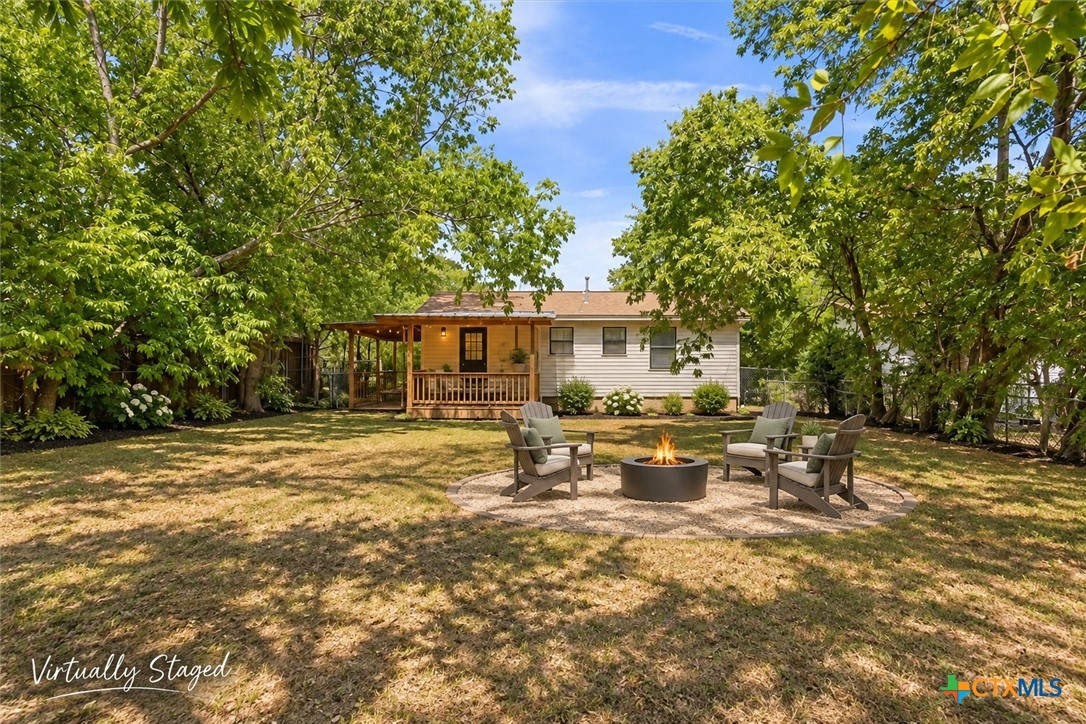 204 E Fowler Avenue