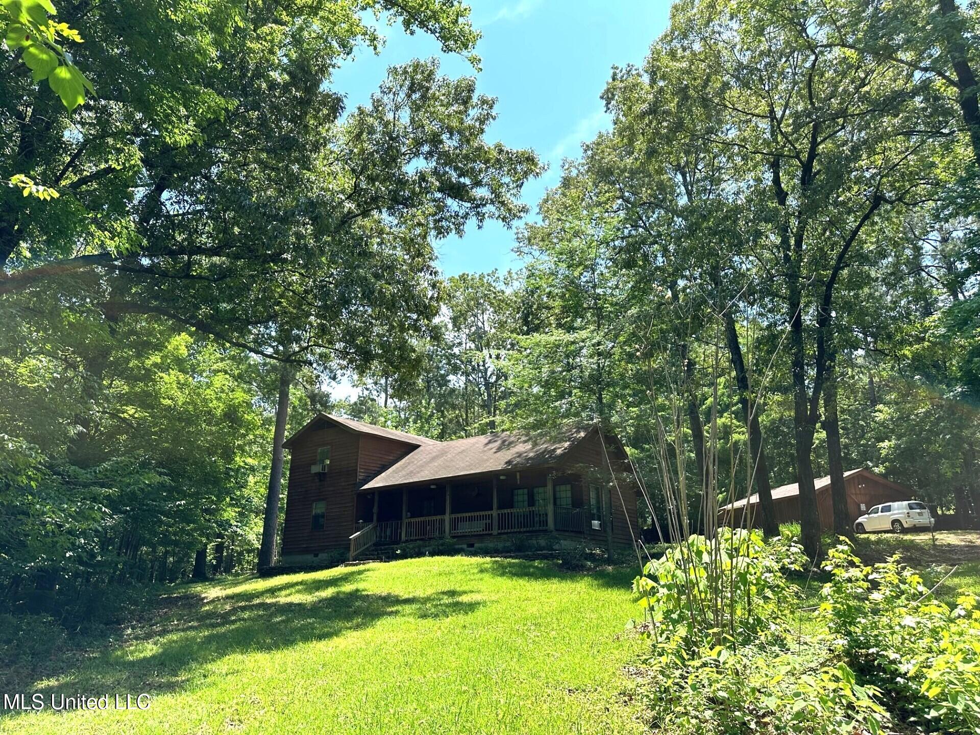 218 Traceway Drive