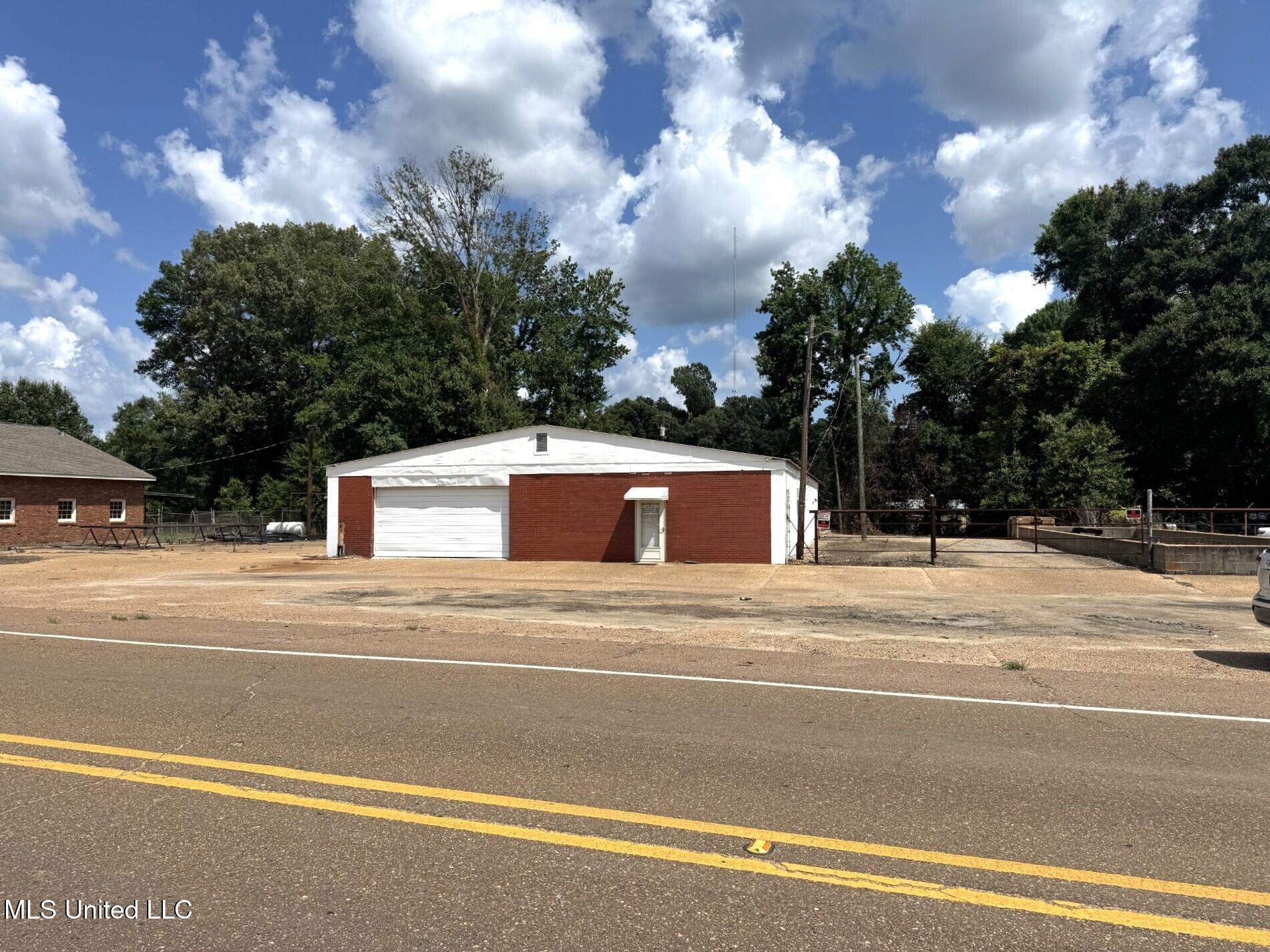 335 Lower Woodville Road