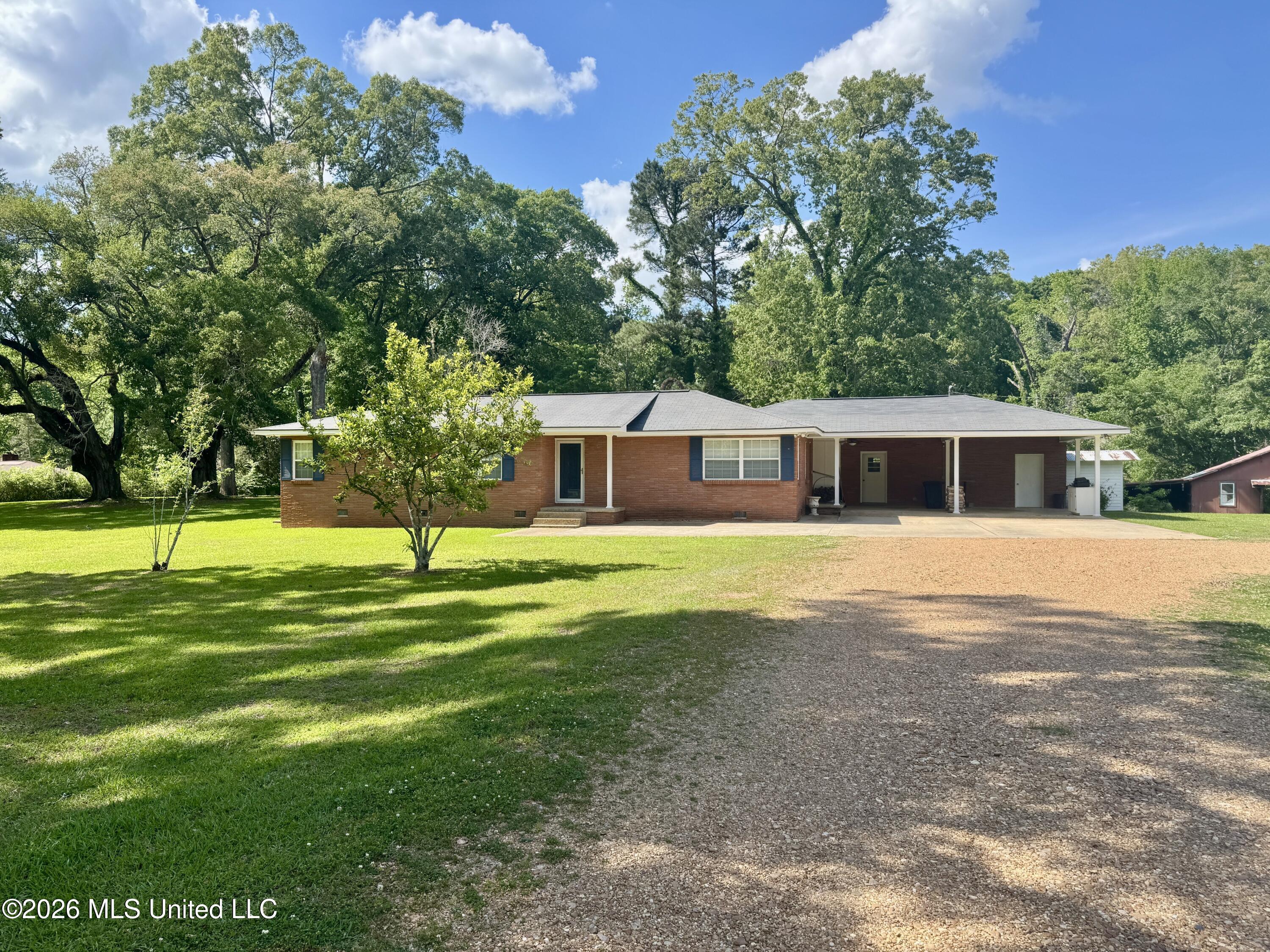 46 Old Courthouse Road