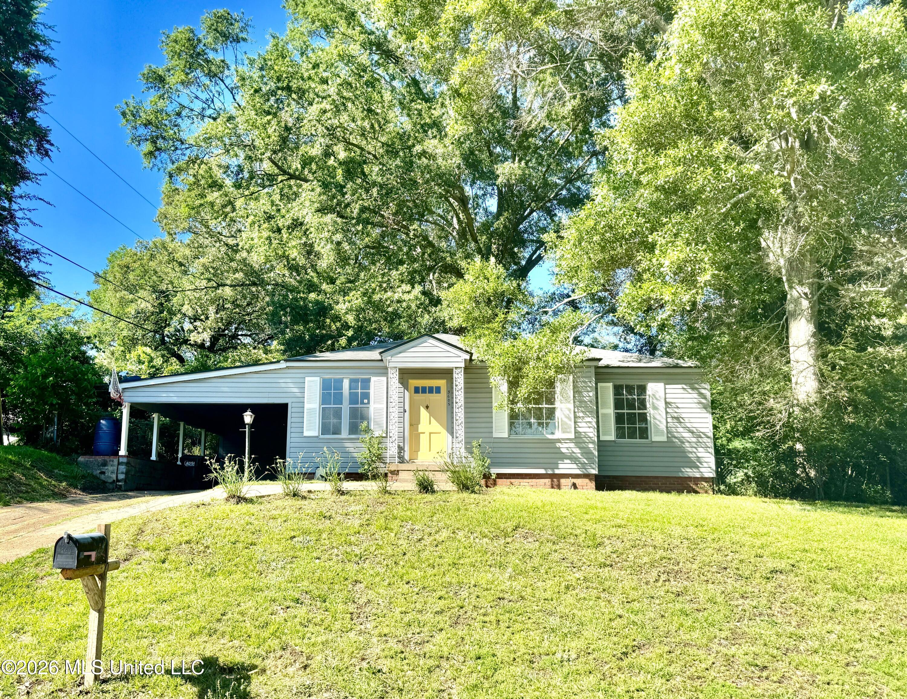 3605 Ridgewood Road