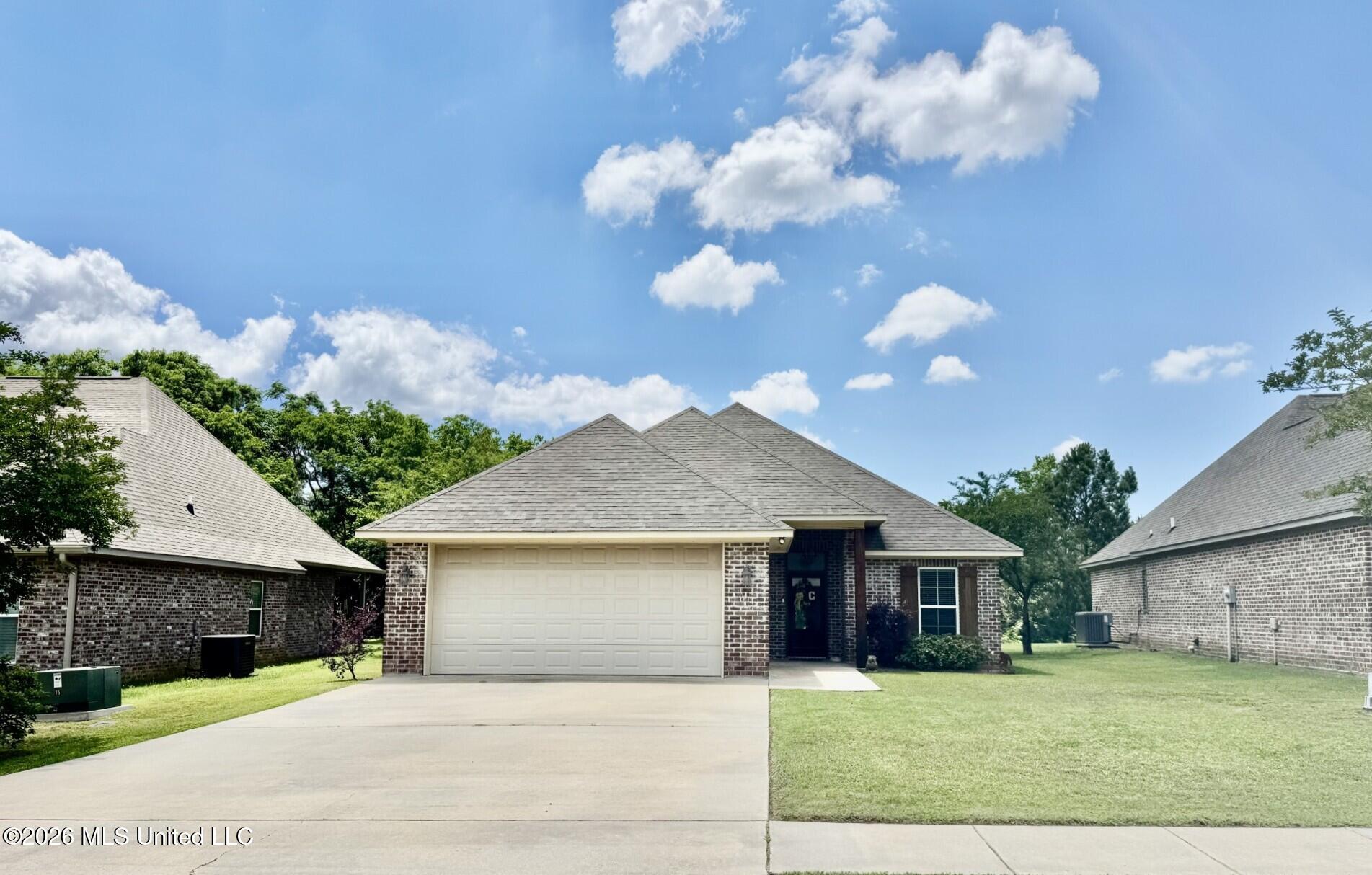 45 Hedges Plantation Place