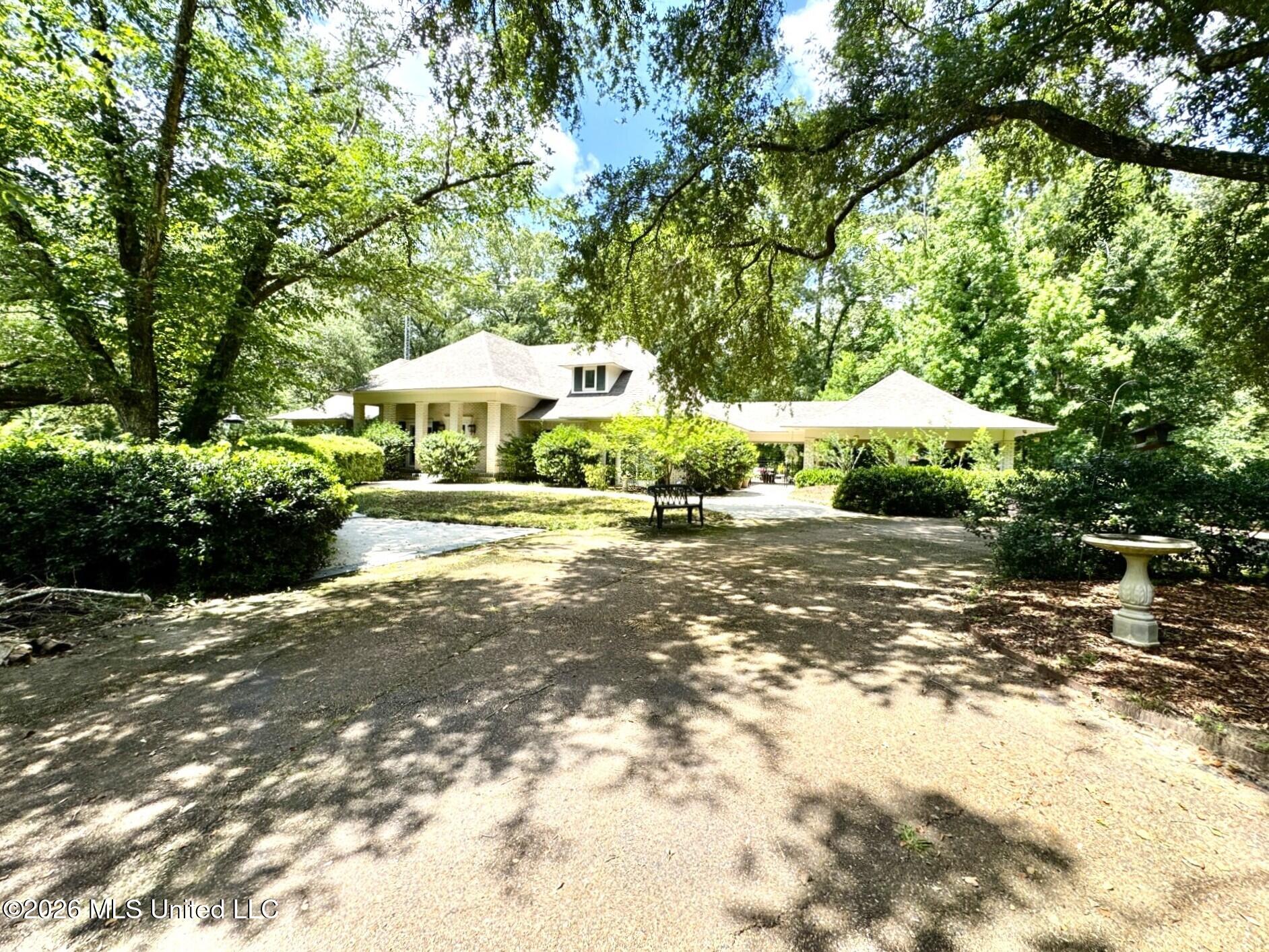 35 Scotland Drive
