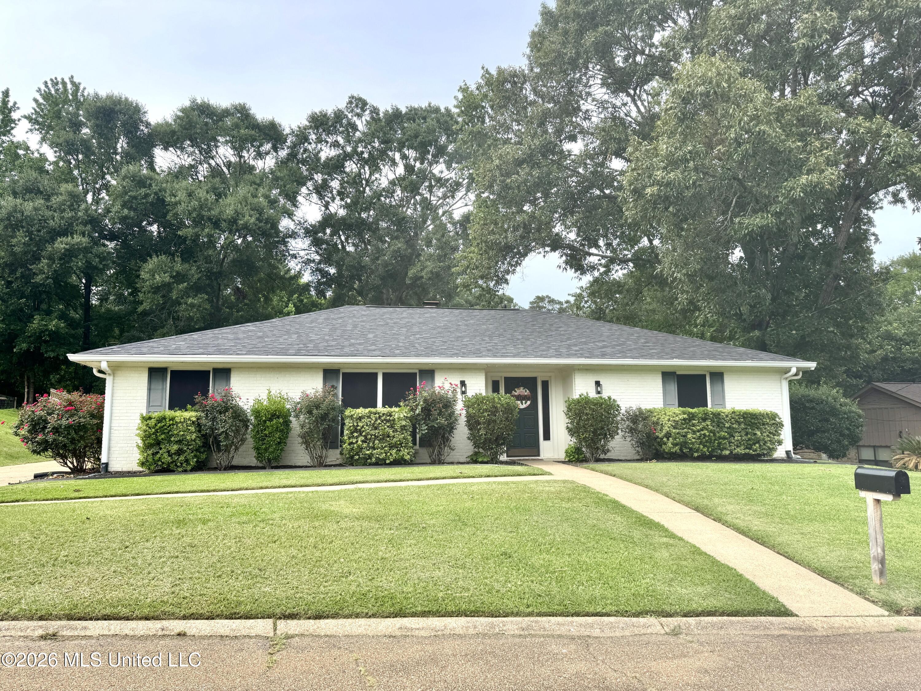 124 Tanglewood Road