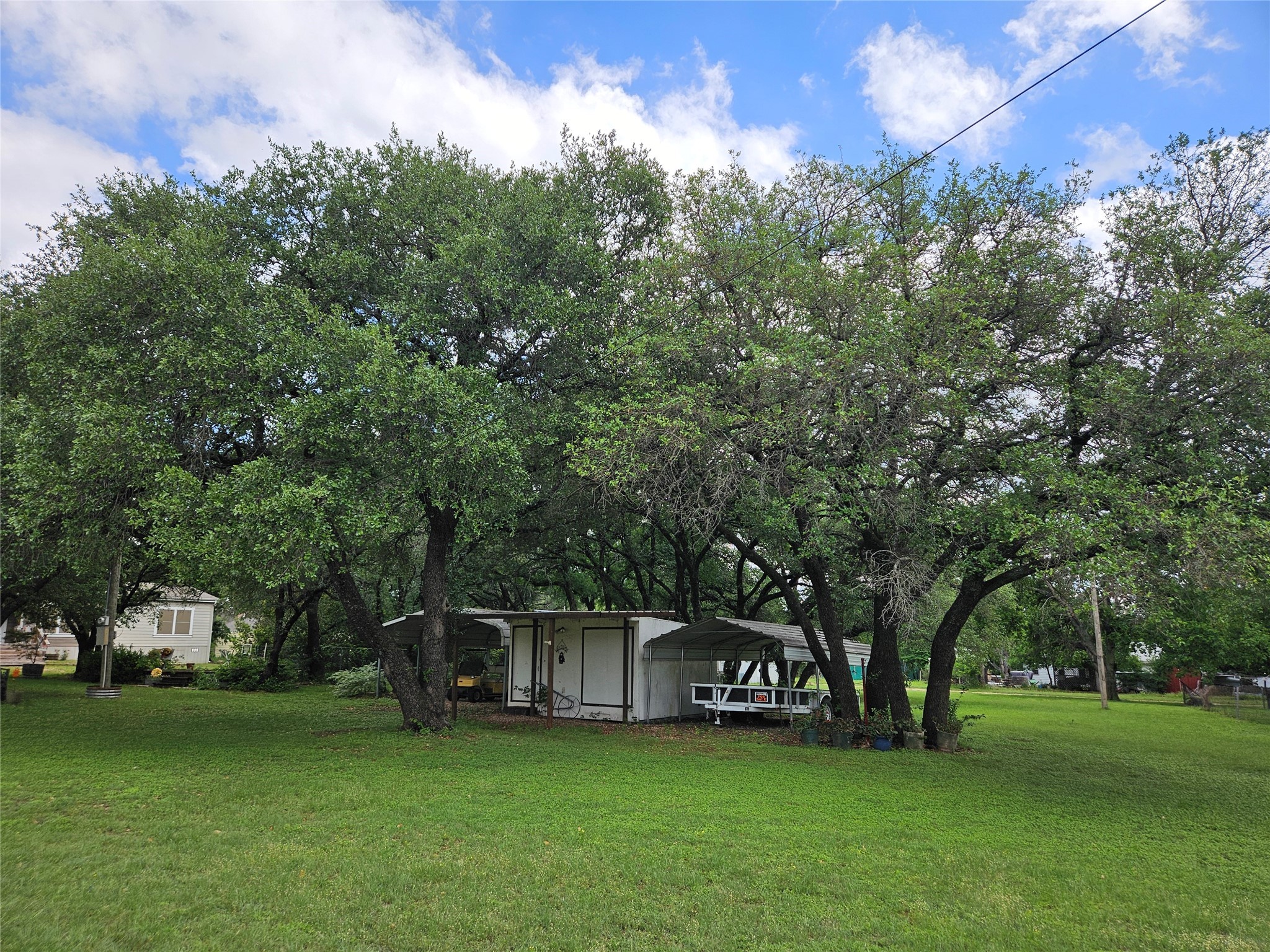 000 Private Road 1320