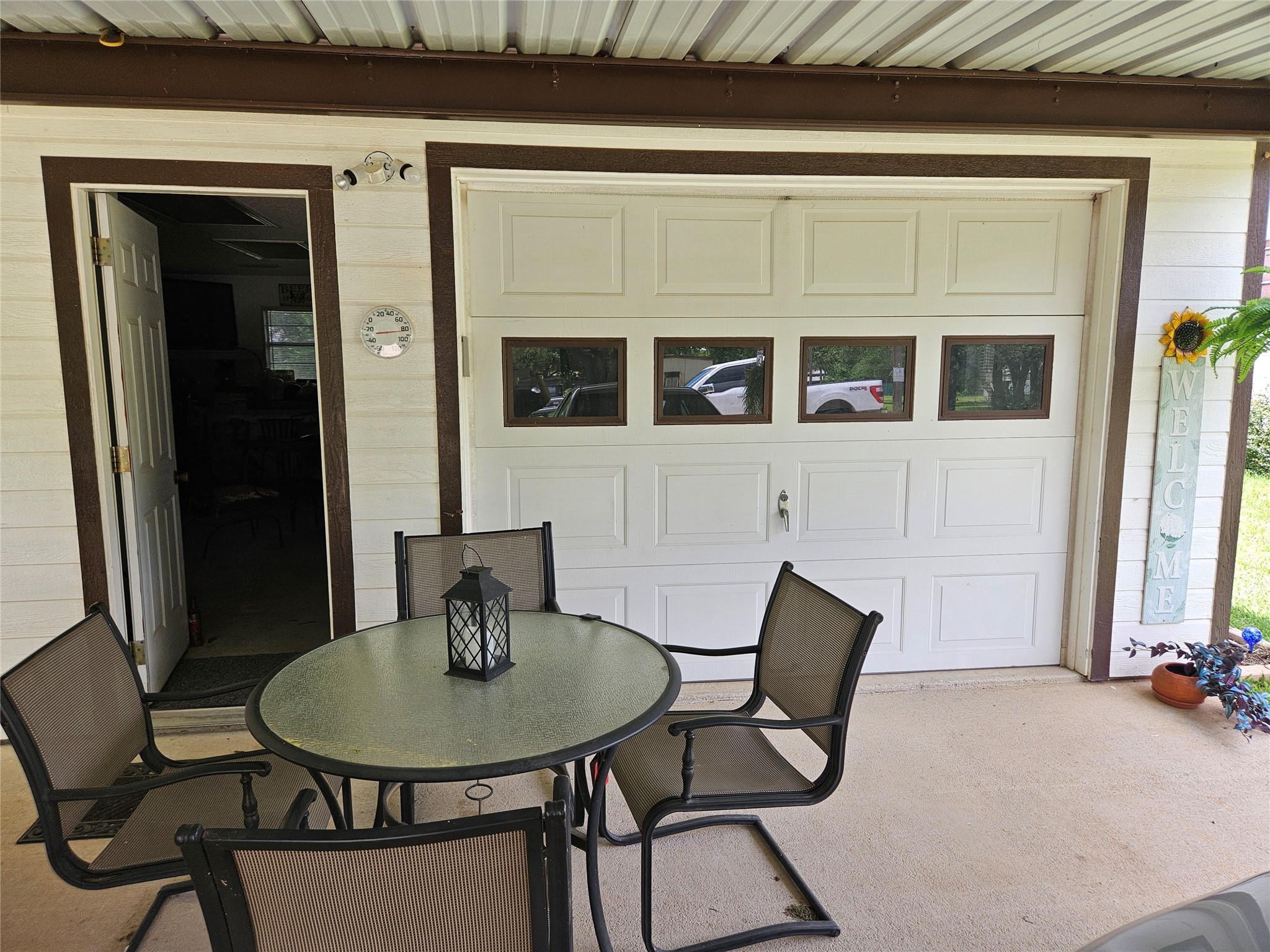 125 Private Road 1317