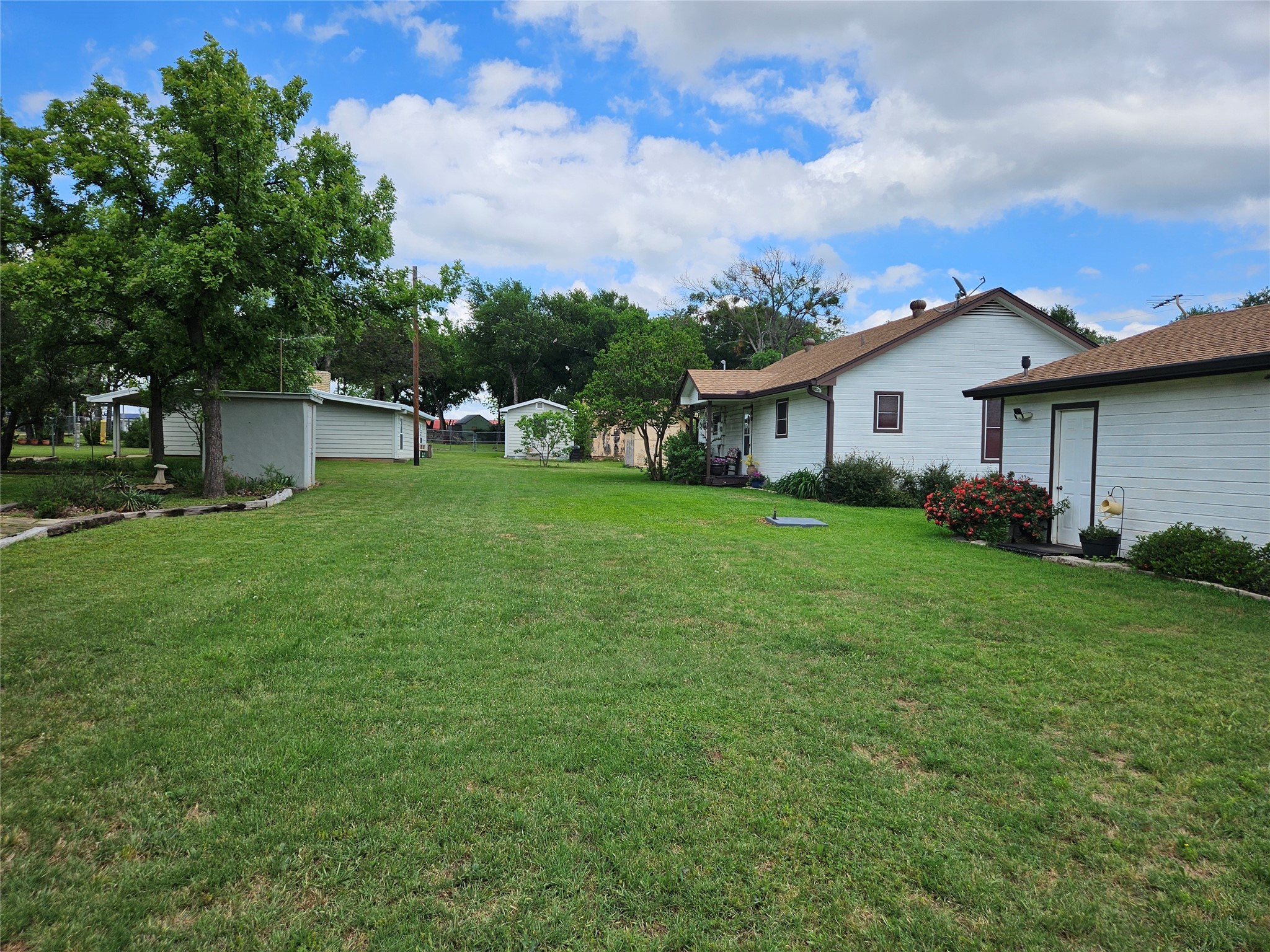 125 Private Road 1317