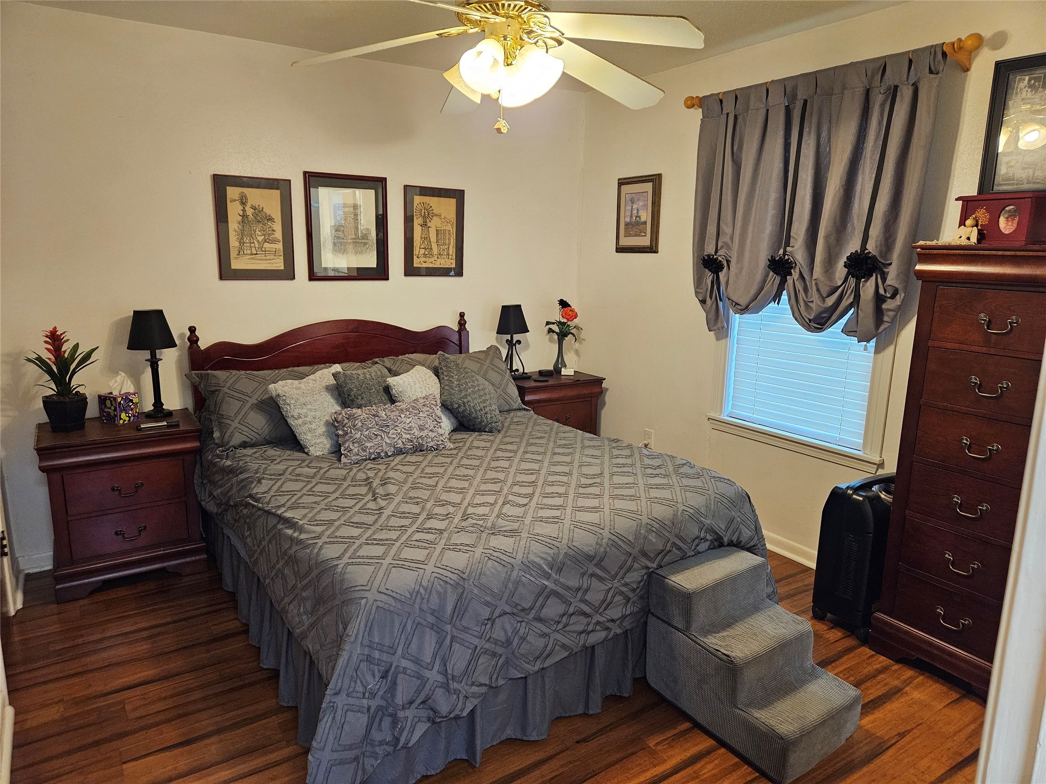 125 Private Road 1317