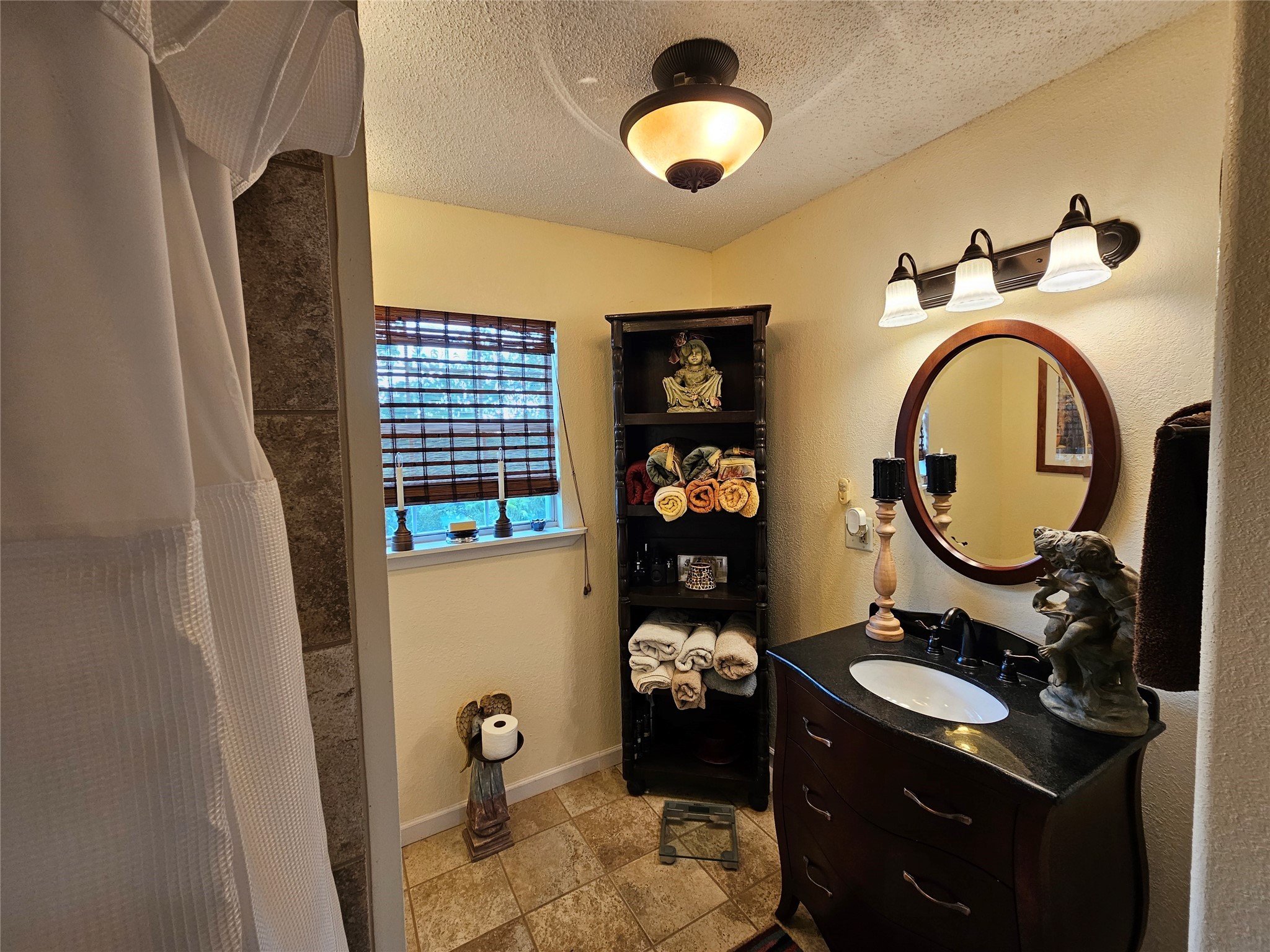 305 County Road 1213