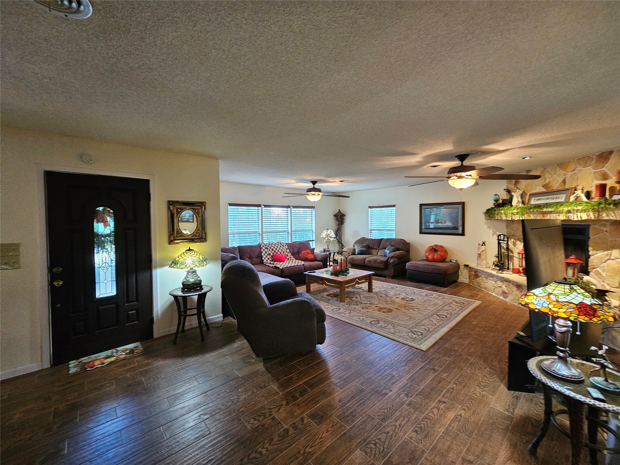 305 County Road 1213