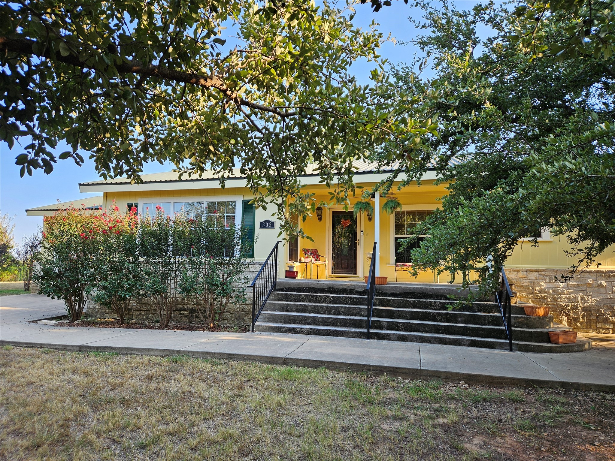 305 County Road 1213