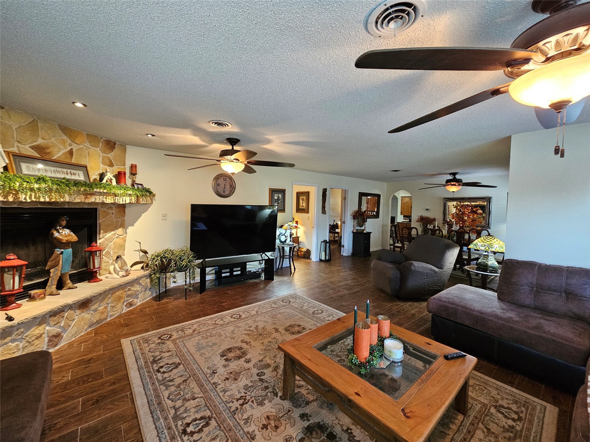 305 County Road 1213