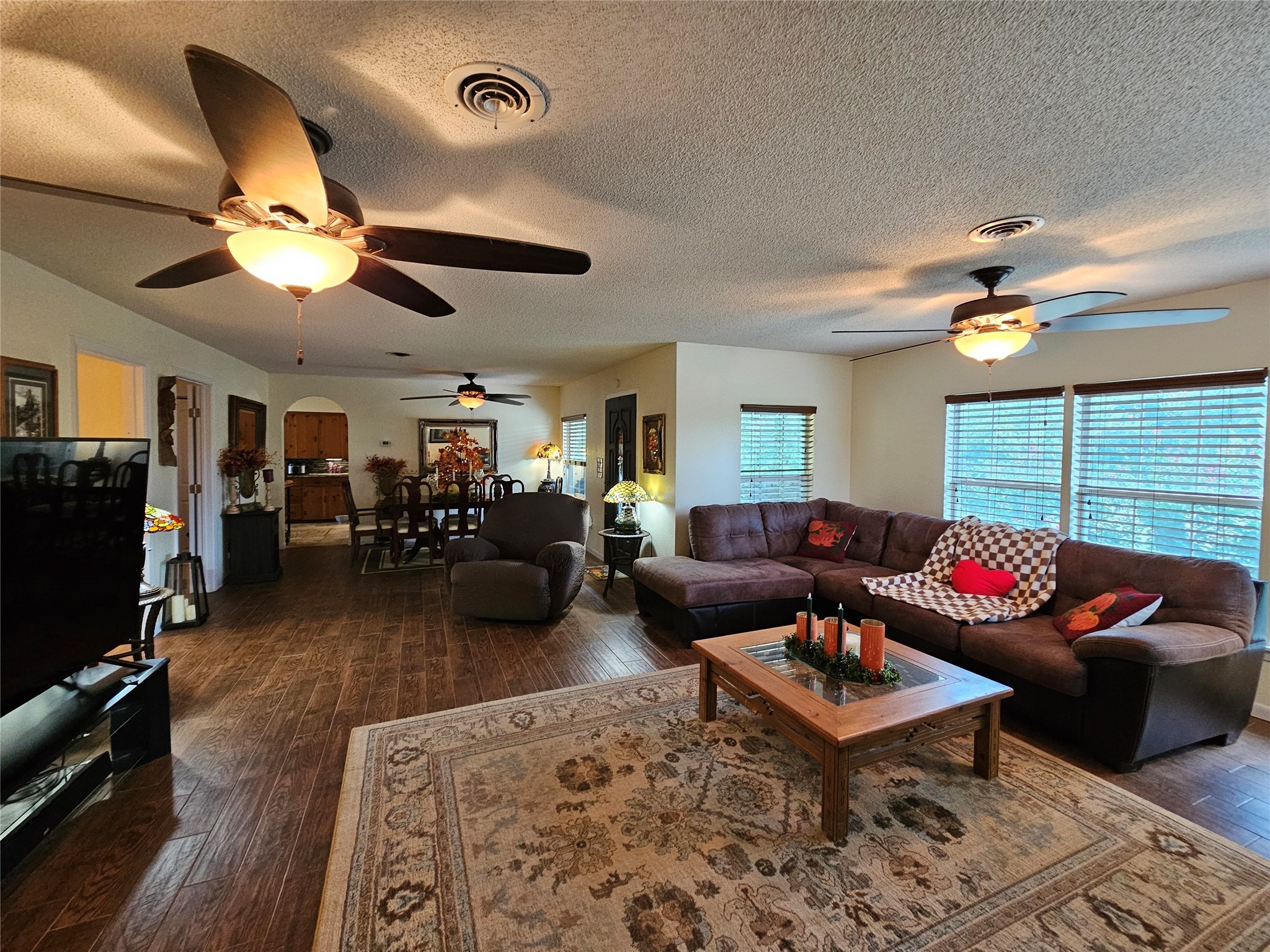 305 County Road 1213