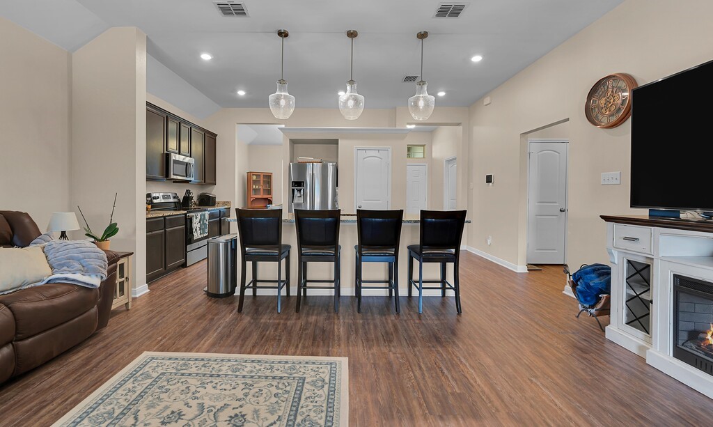 4101 King Ranch Road