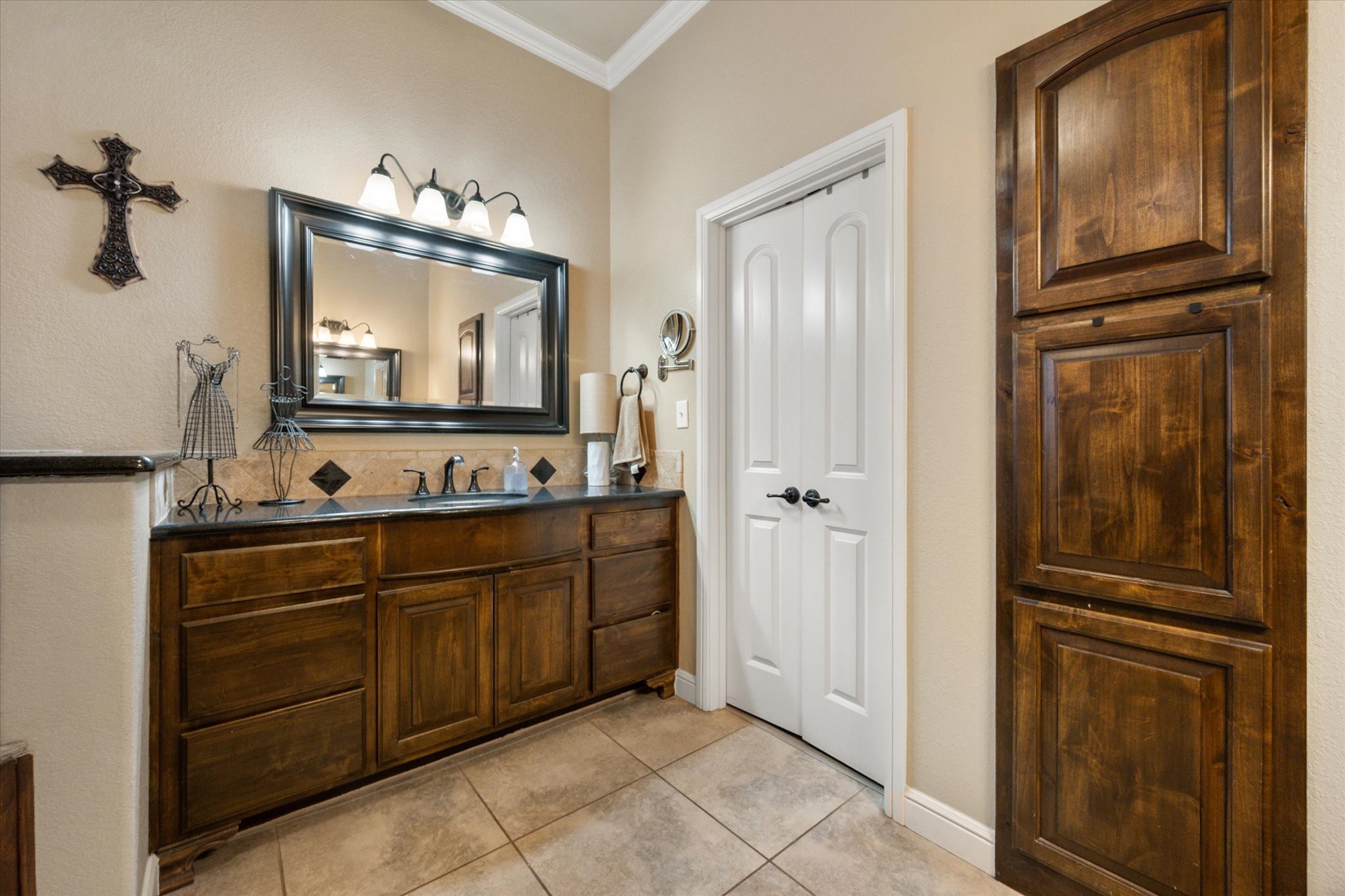 3715 Lonesome Creek Road