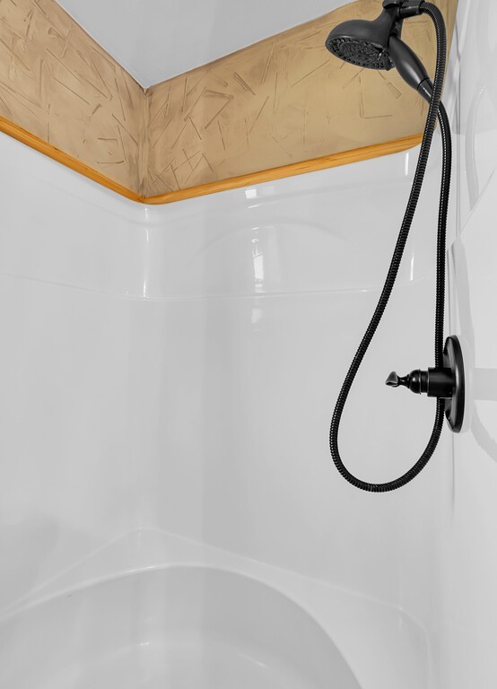 114 Quail Lake Drive W