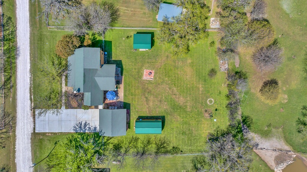 114 Quail Lake Drive W