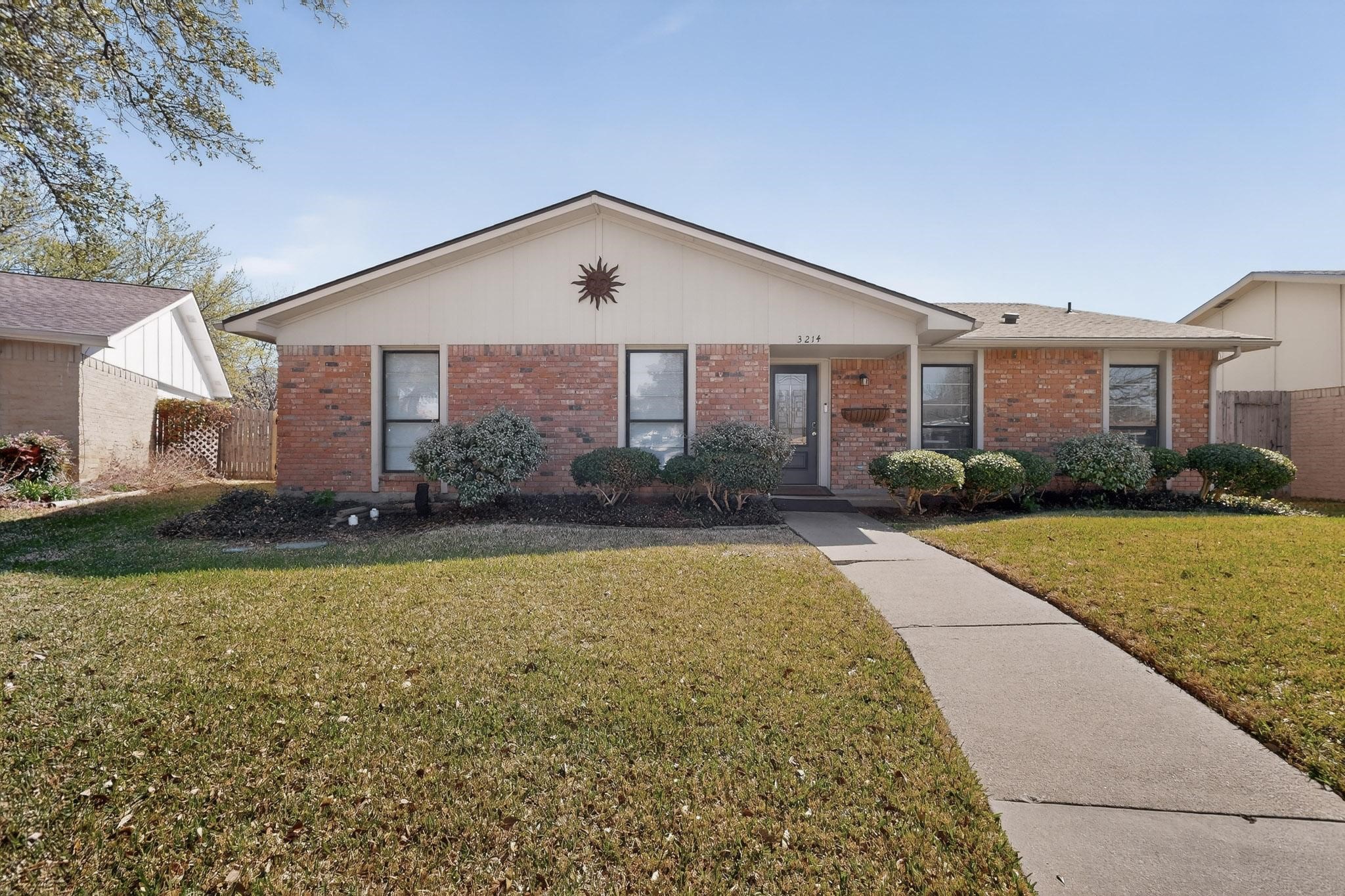 3214 Cedar Lane