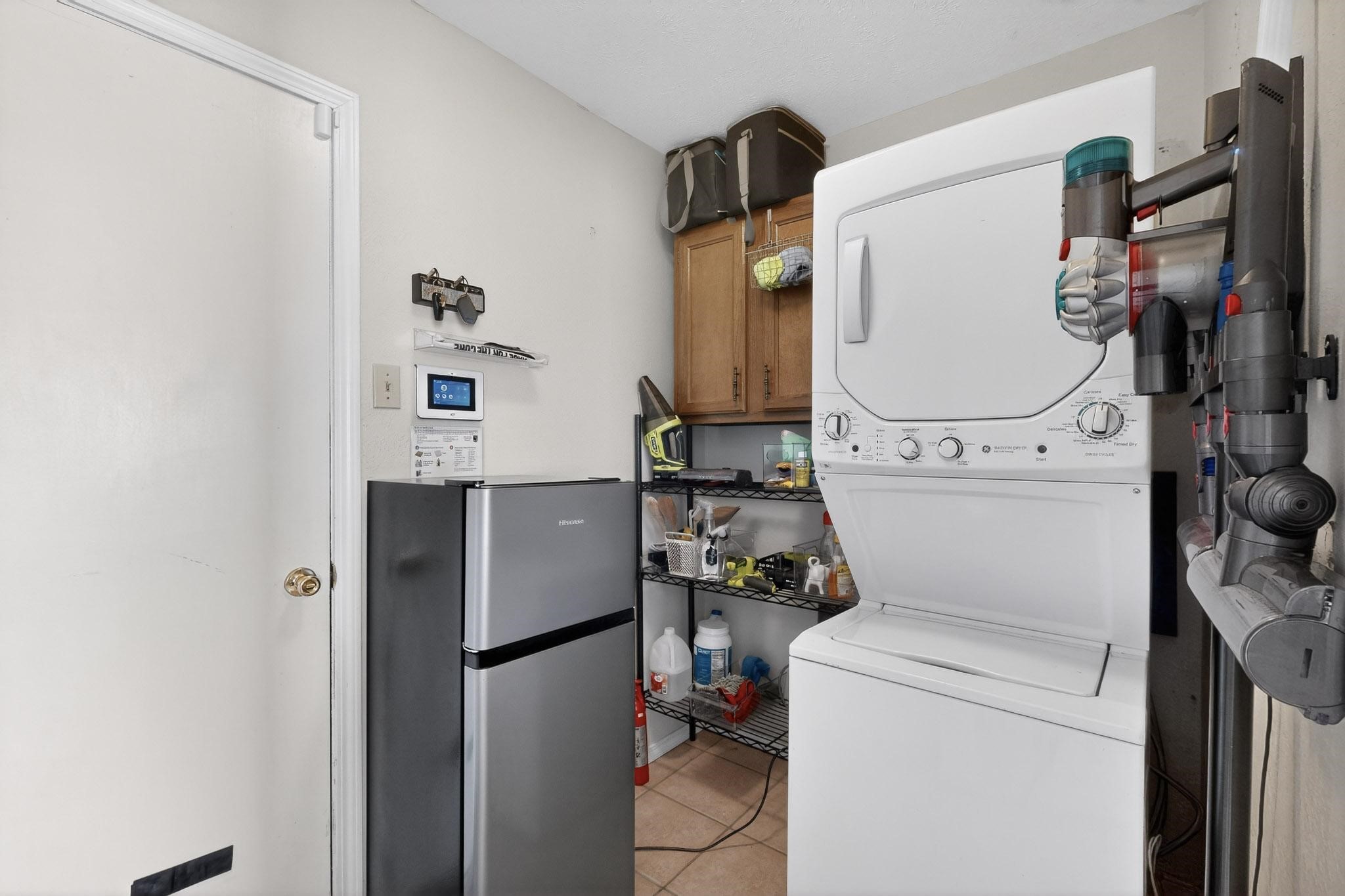 3214 Cedar Lane