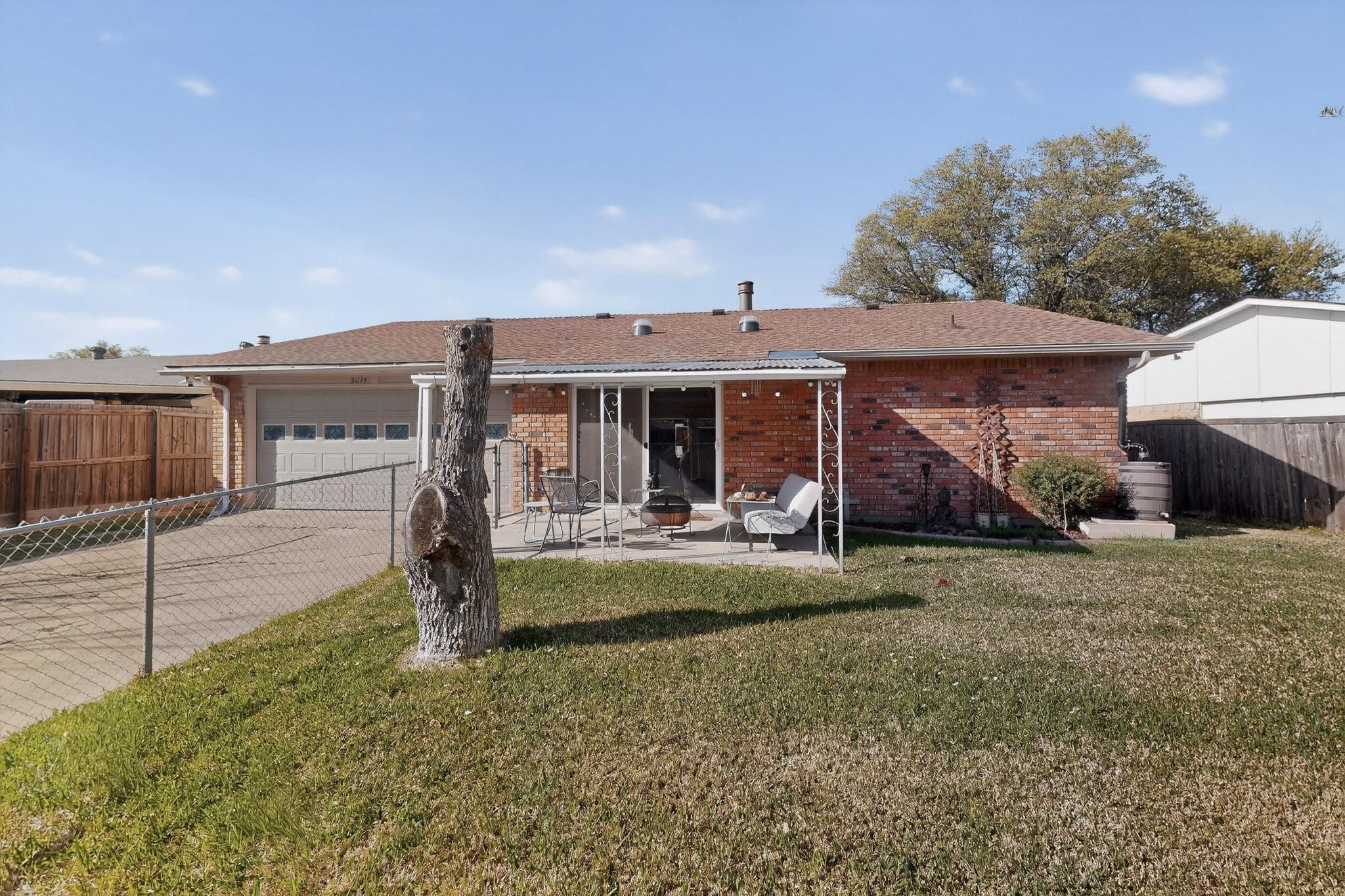 3214 Cedar Lane