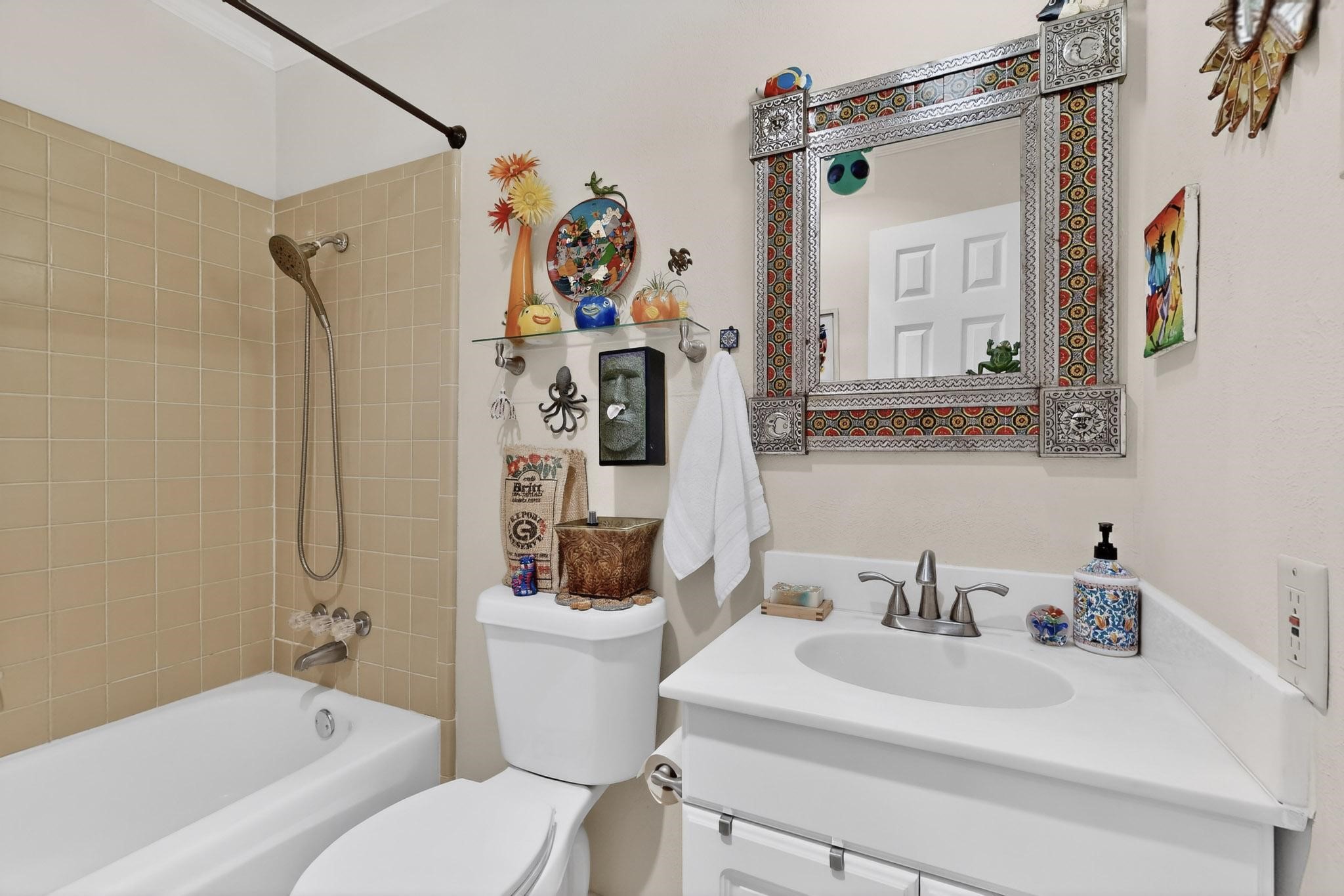 3214 Cedar Lane