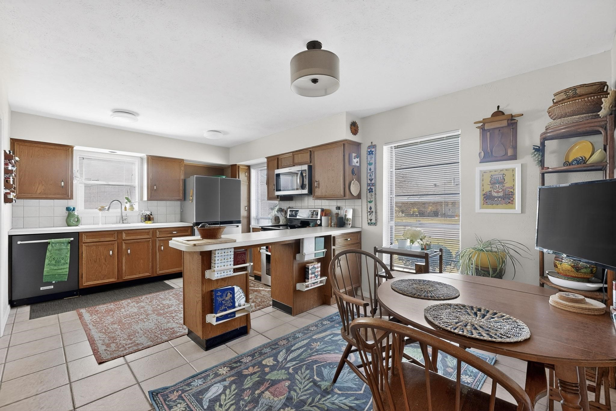 3214 Cedar Lane
