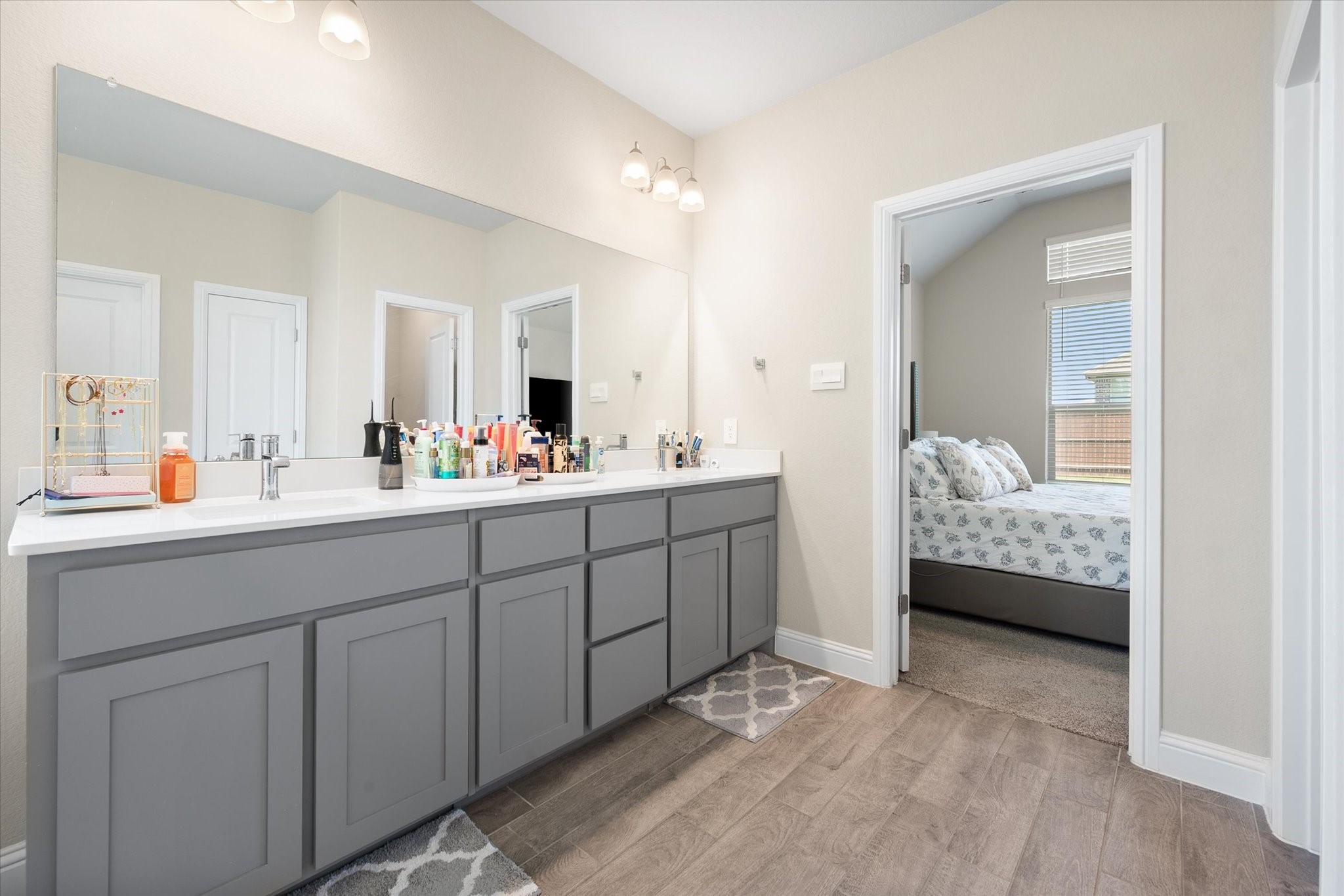 6037 Kansas Trail
