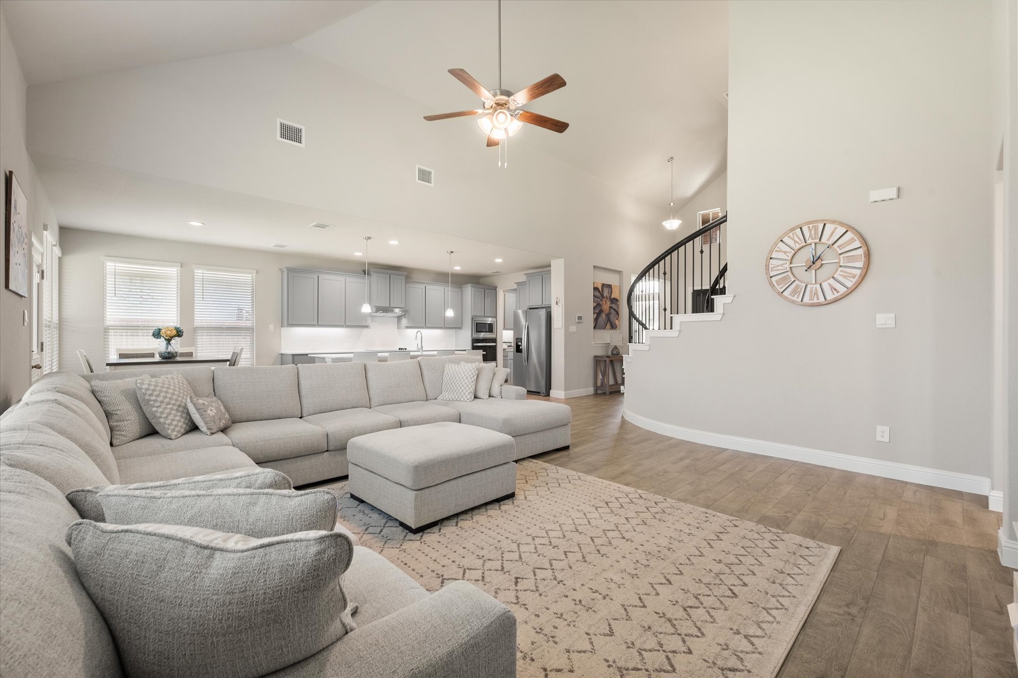 6037 Kansas Trail