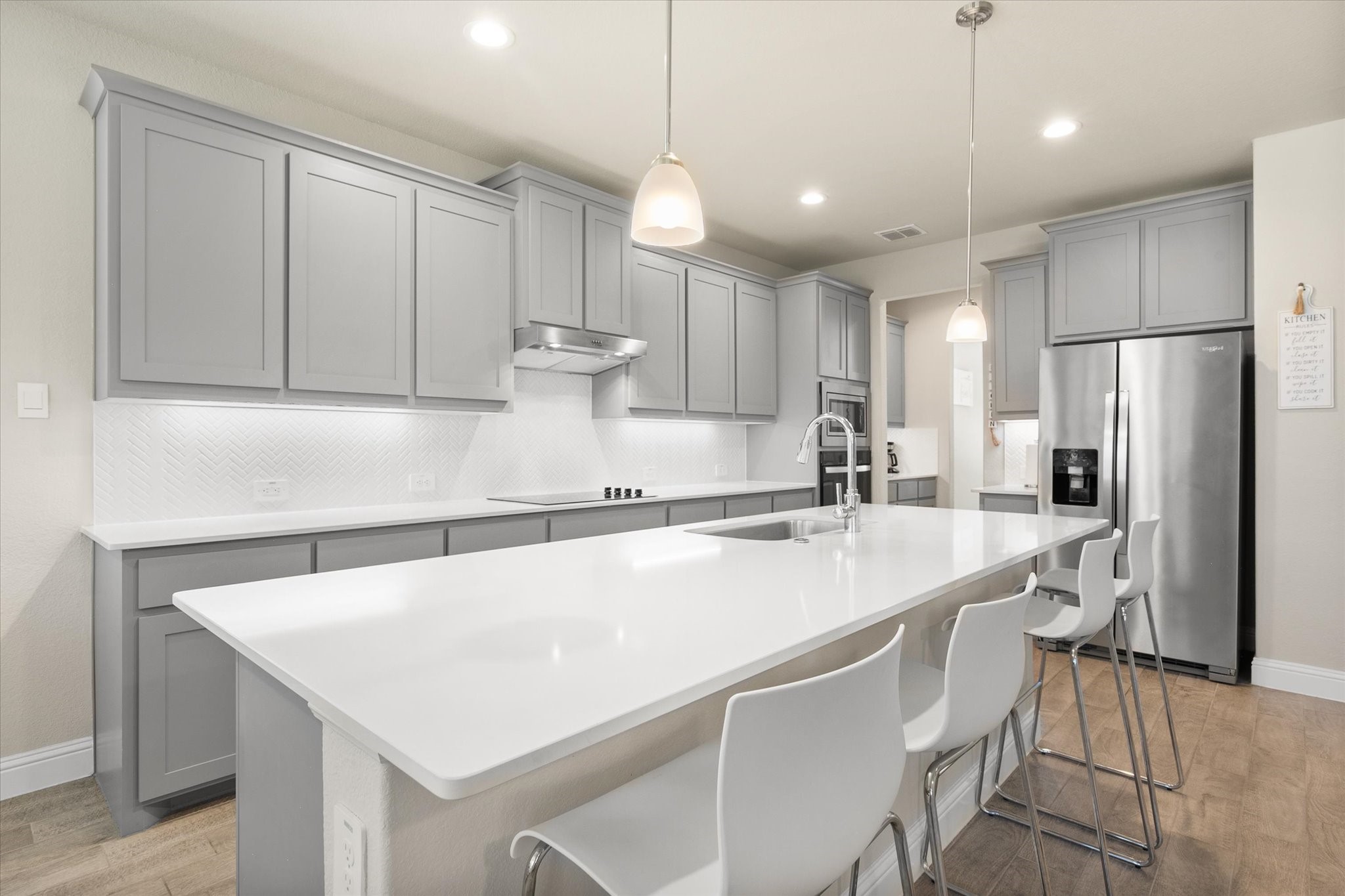 6037 Kansas Trail