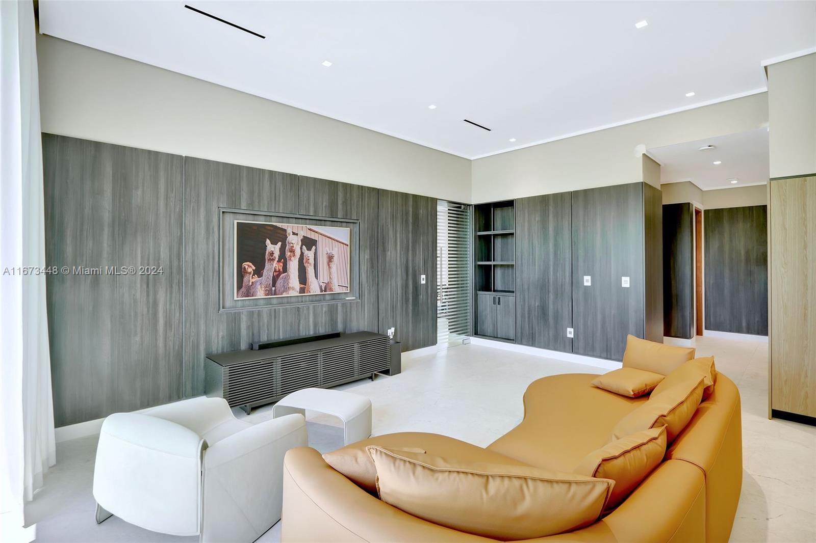 9860 NE 5th Avenue Rd