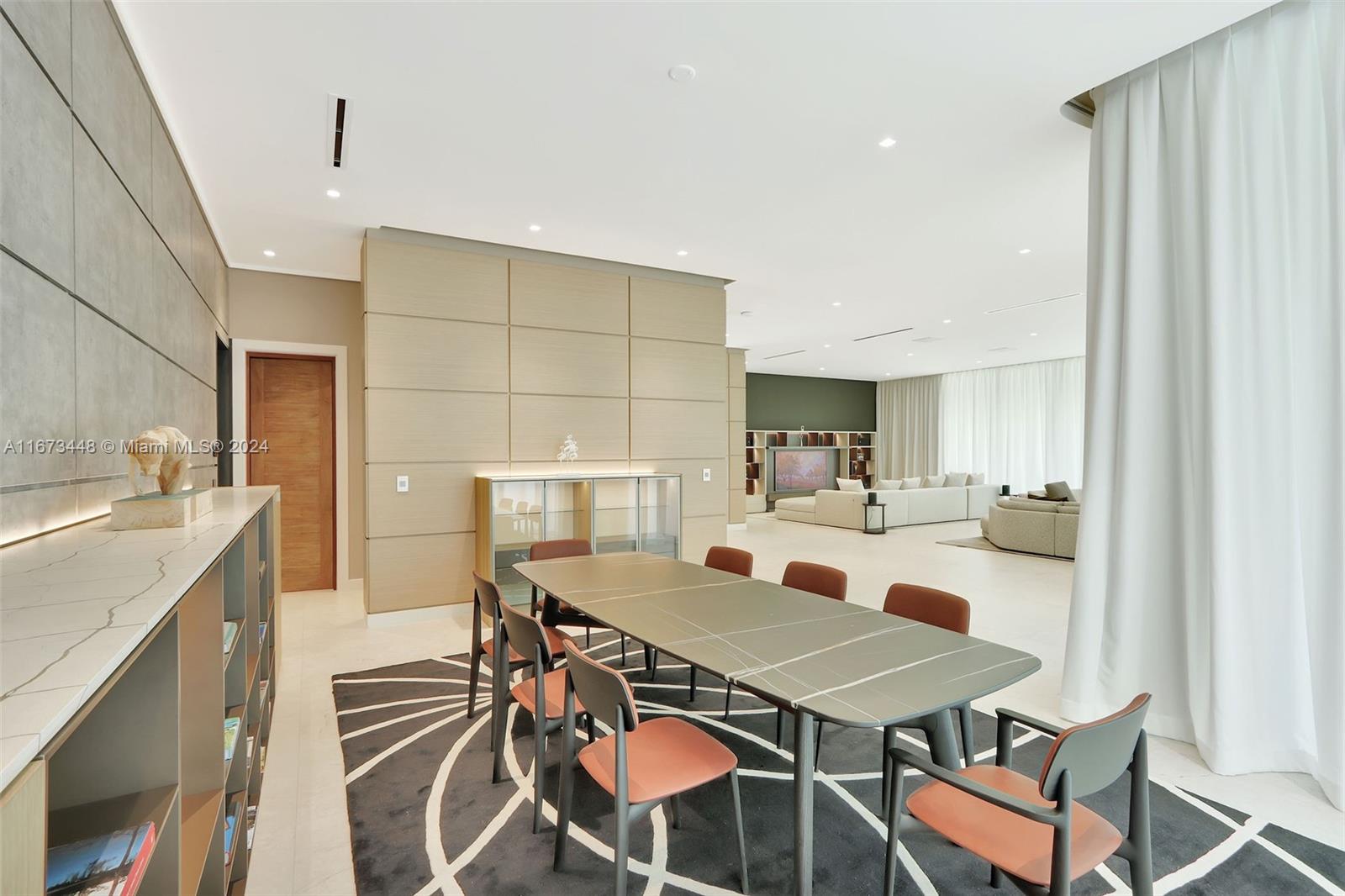 9860 NE 5th Avenue Rd