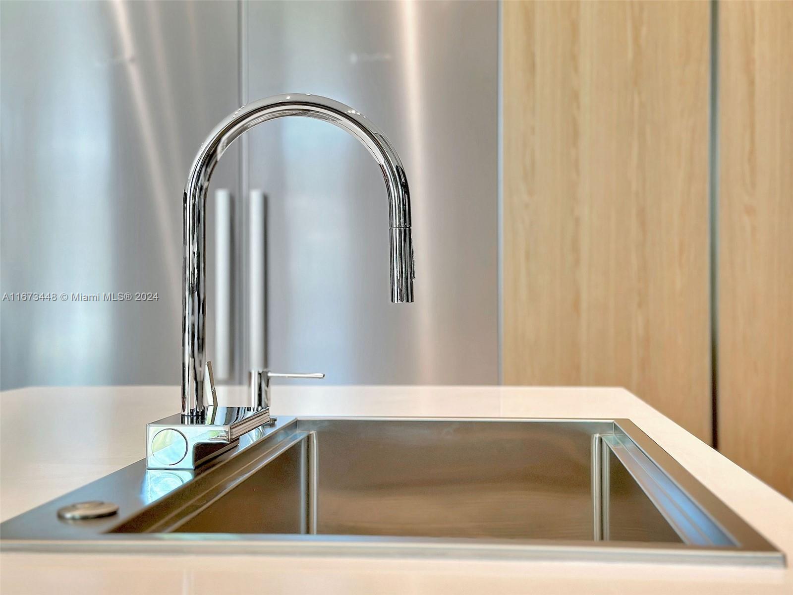 9860 NE 5th Avenue Rd