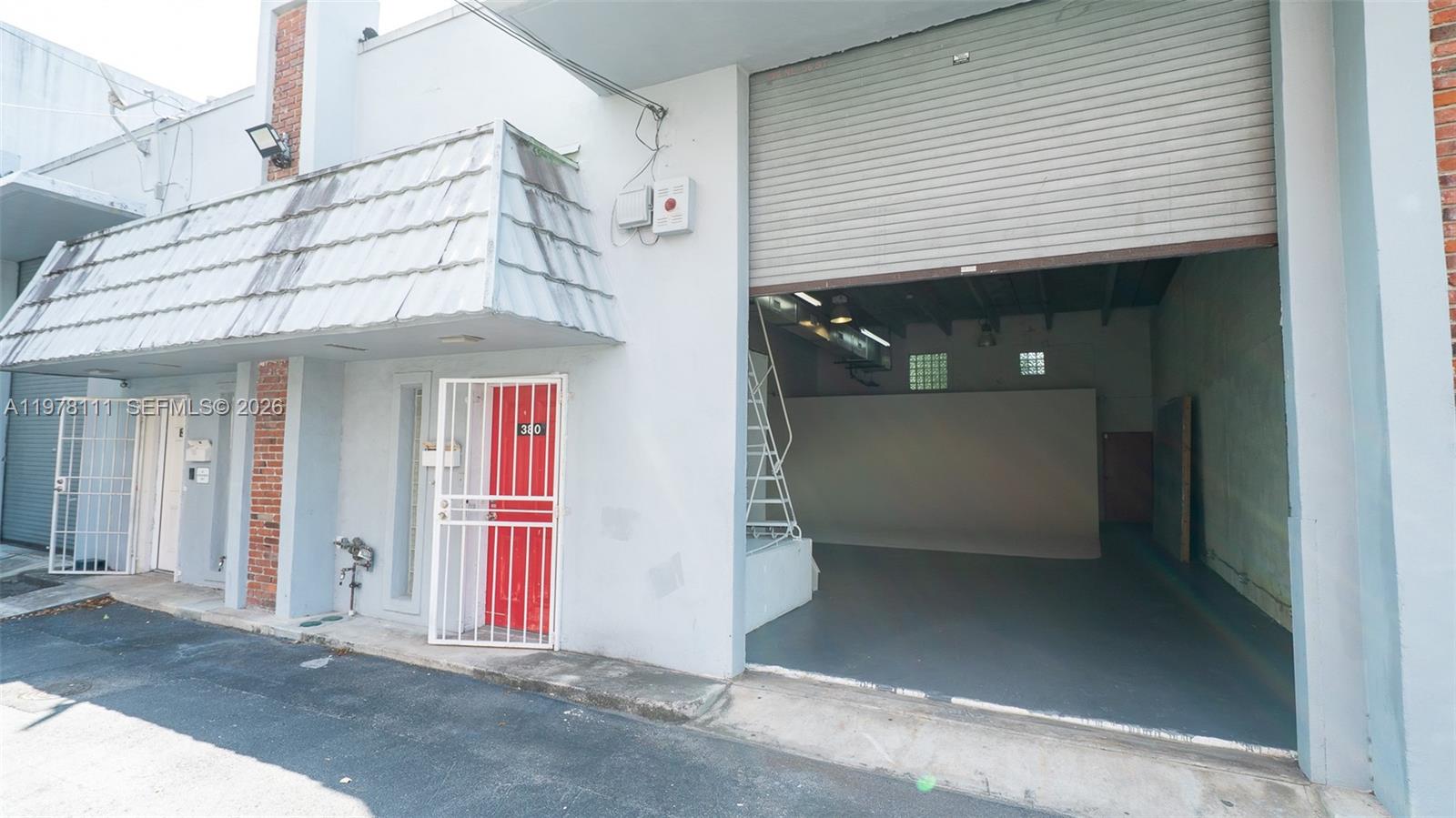 382 NE 56th St # 380