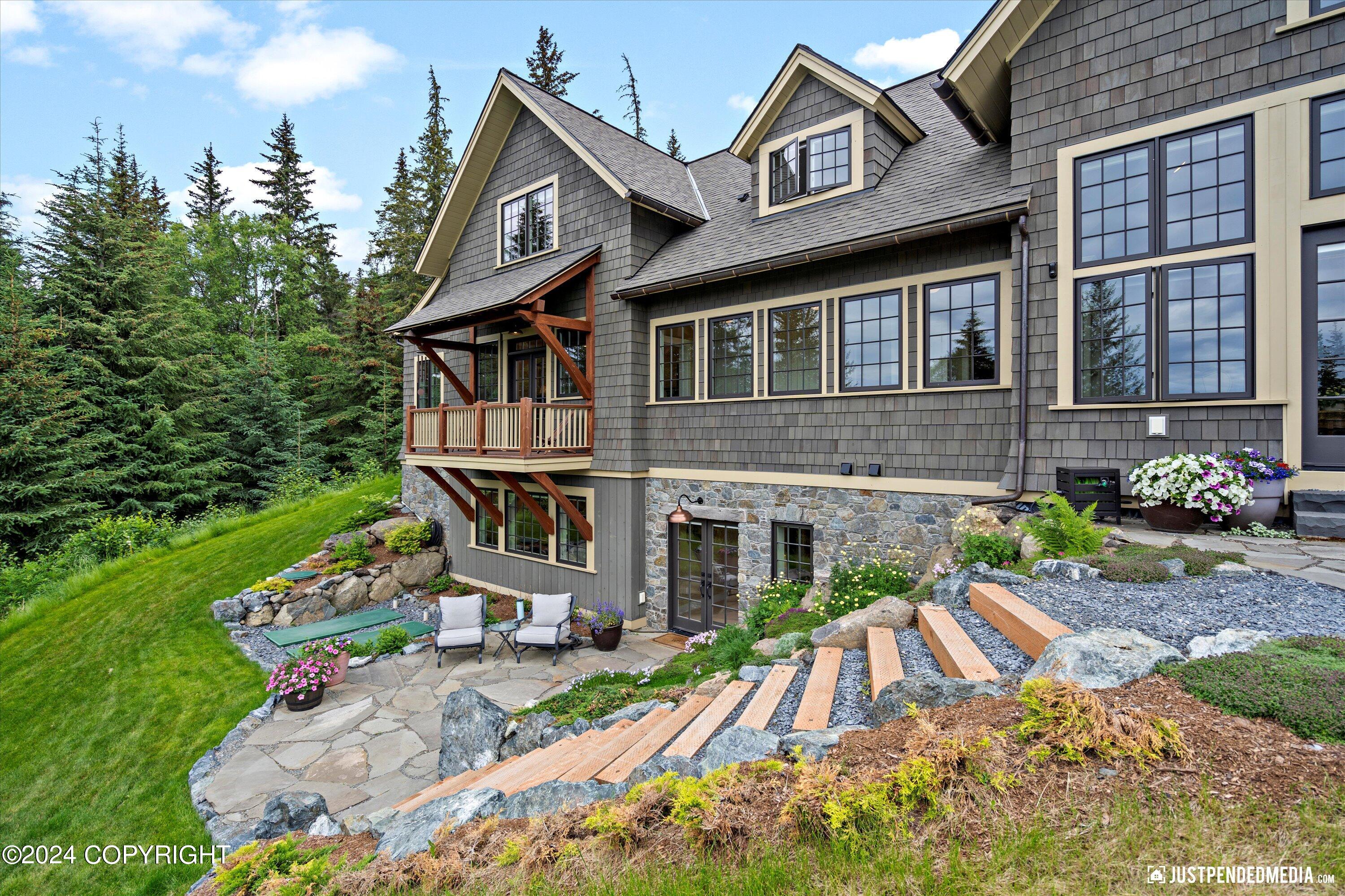 5996 Potter Valley Road