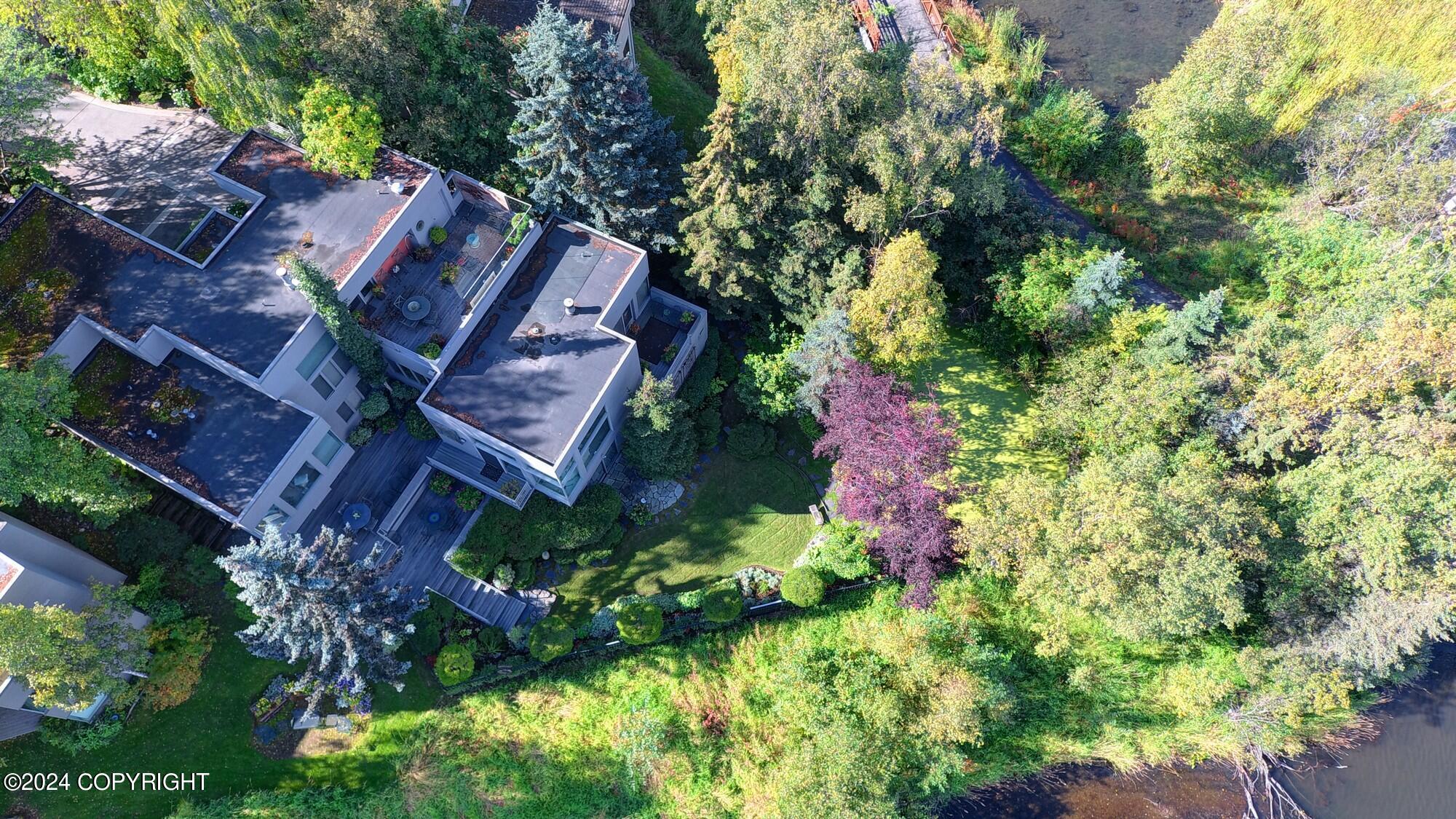 2211 Woodworth Circle