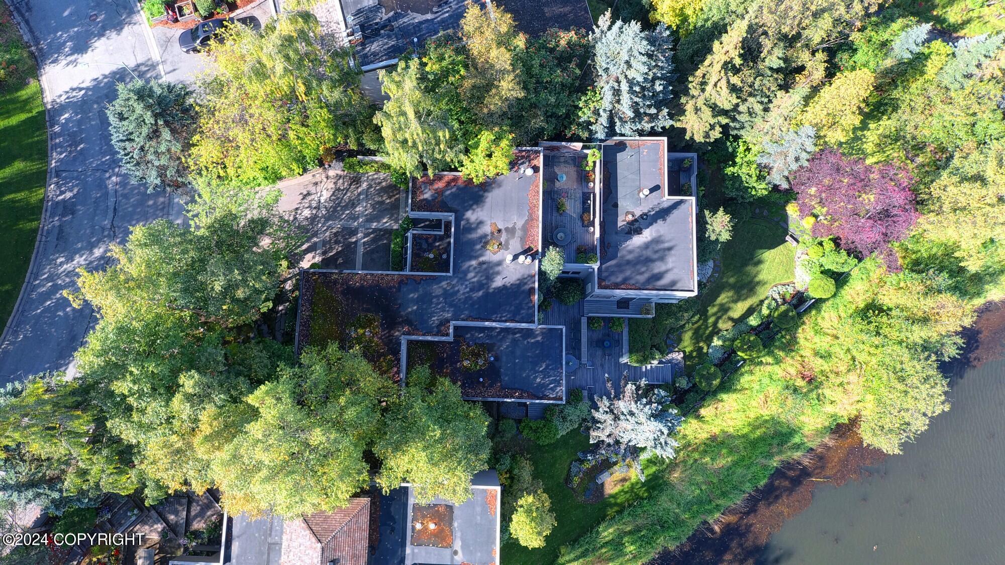 2211 Woodworth Circle