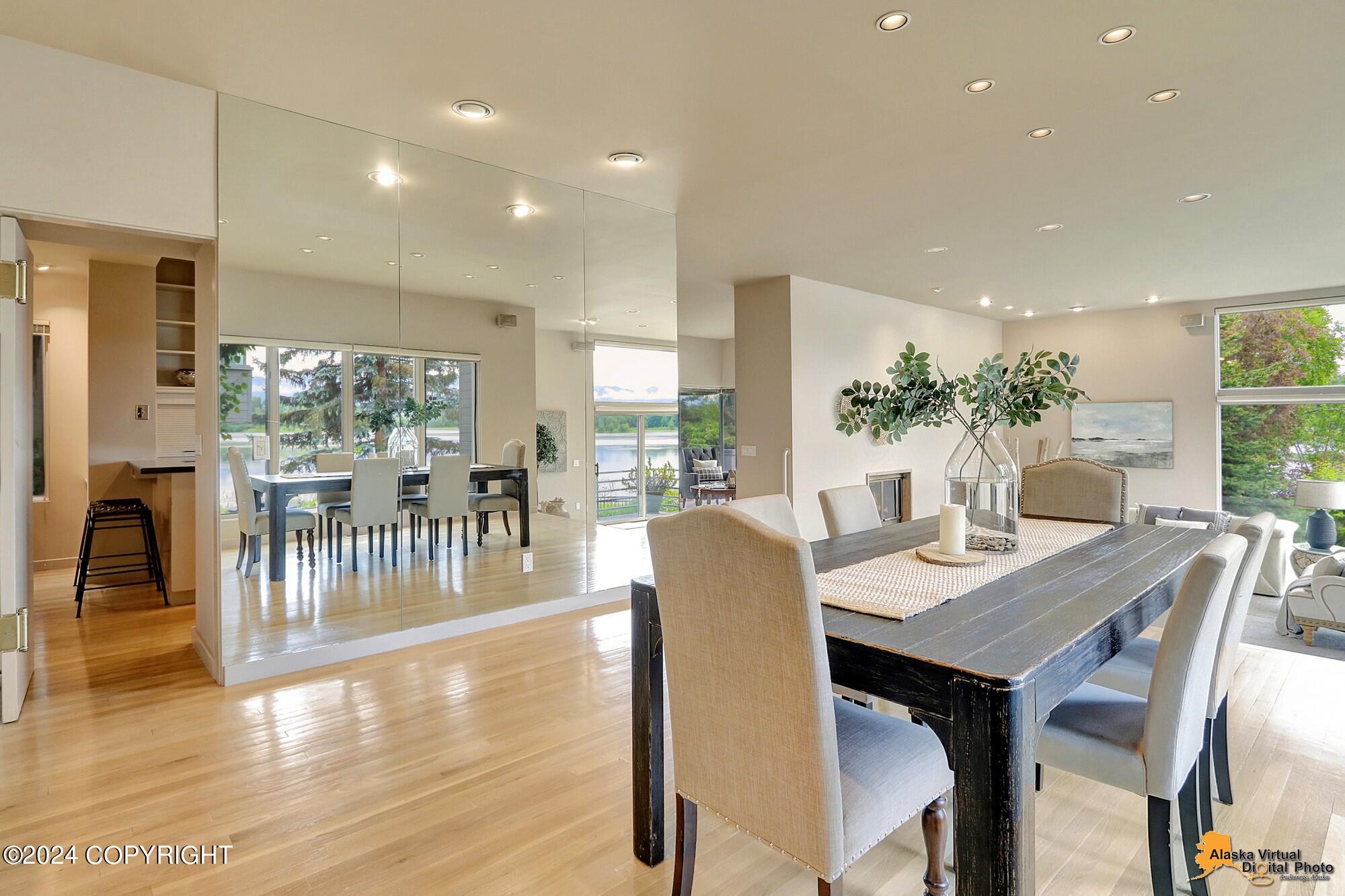 2211 Woodworth Circle