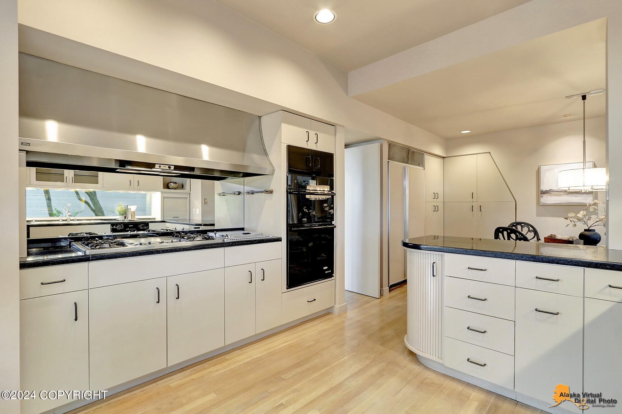 2211 Woodworth Circle