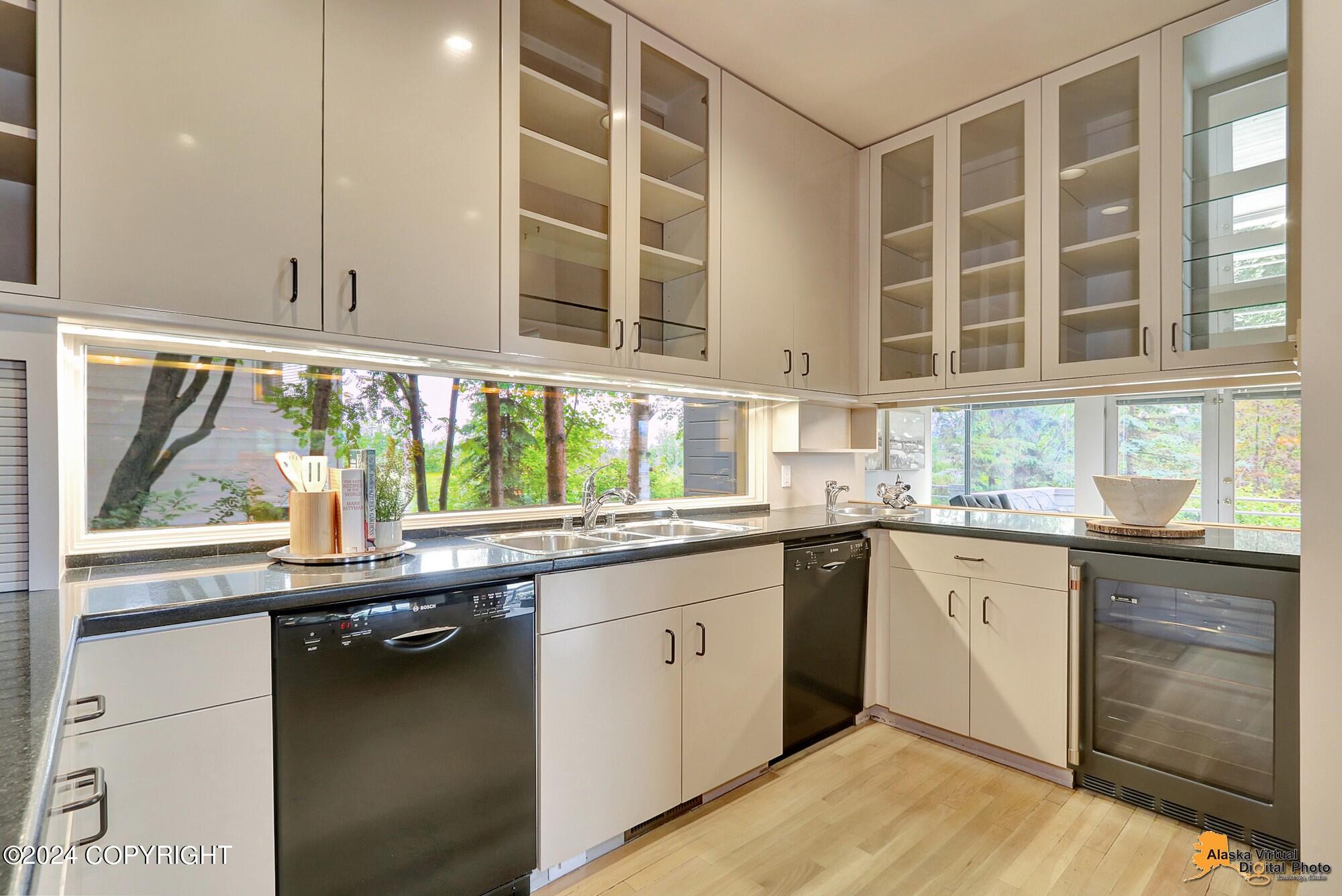2211 Woodworth Circle