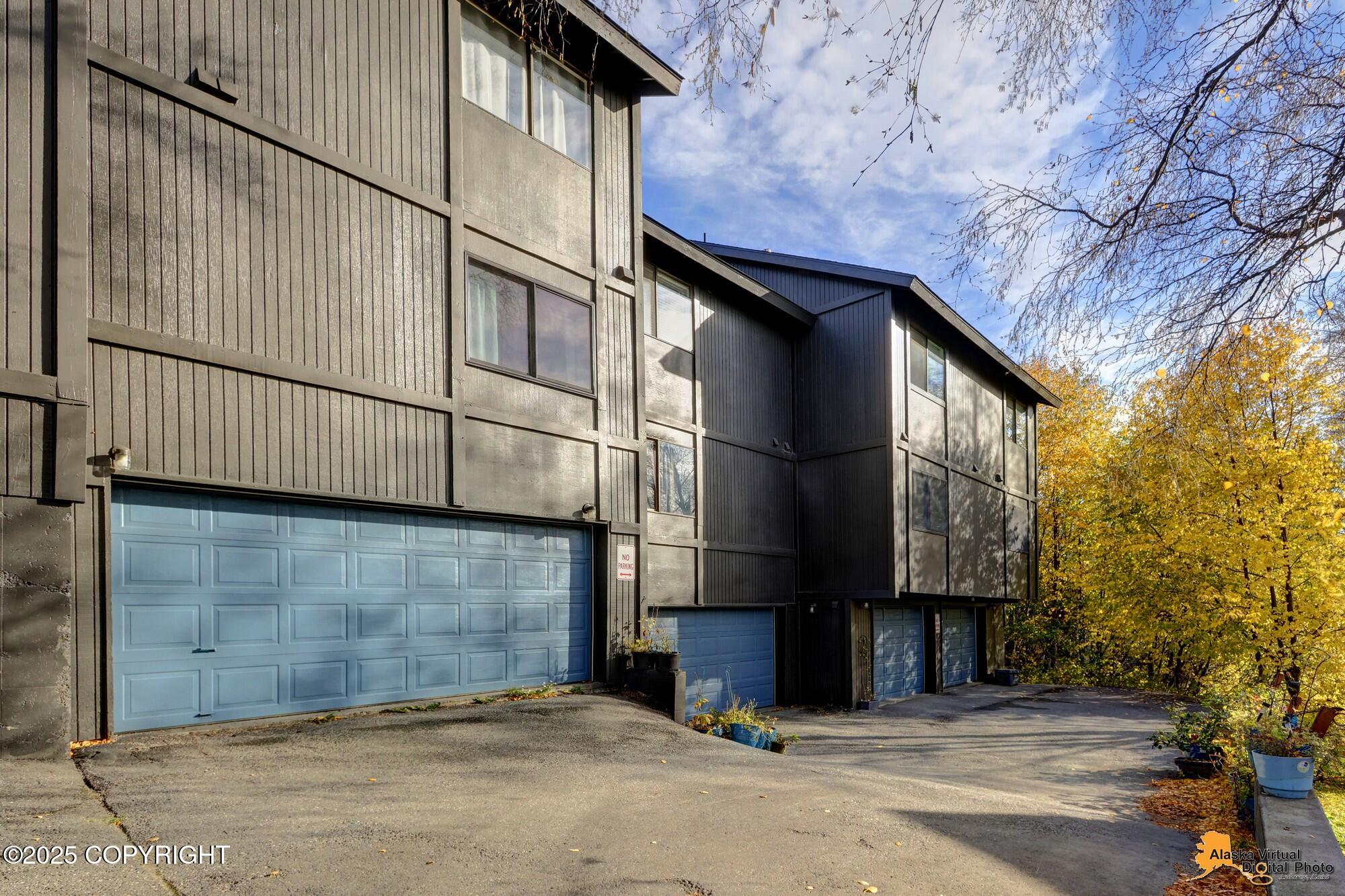 6631 Weimer Drive # F Unit: #F