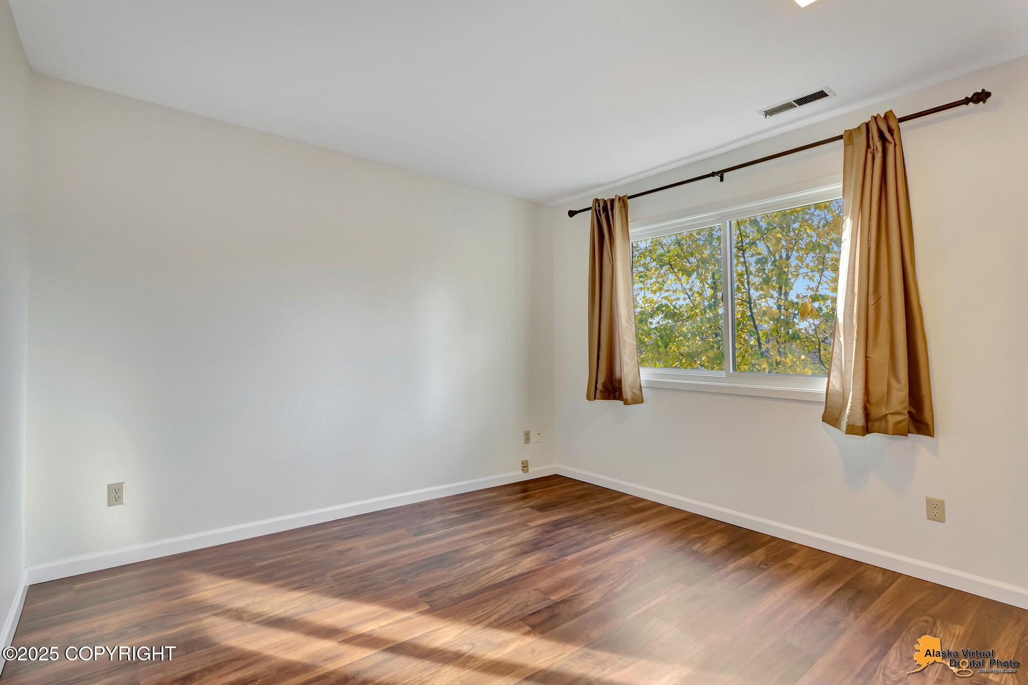 6631 Weimer Drive # F Unit: #F